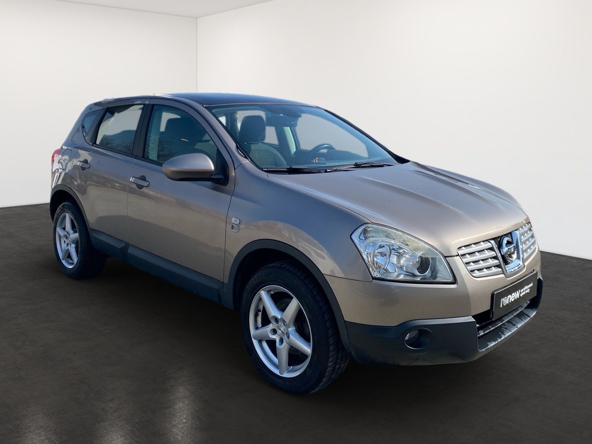 Nissan Qashqai, 2.0dci 110kw, 4x4, NOVÁ STK - fotka 2