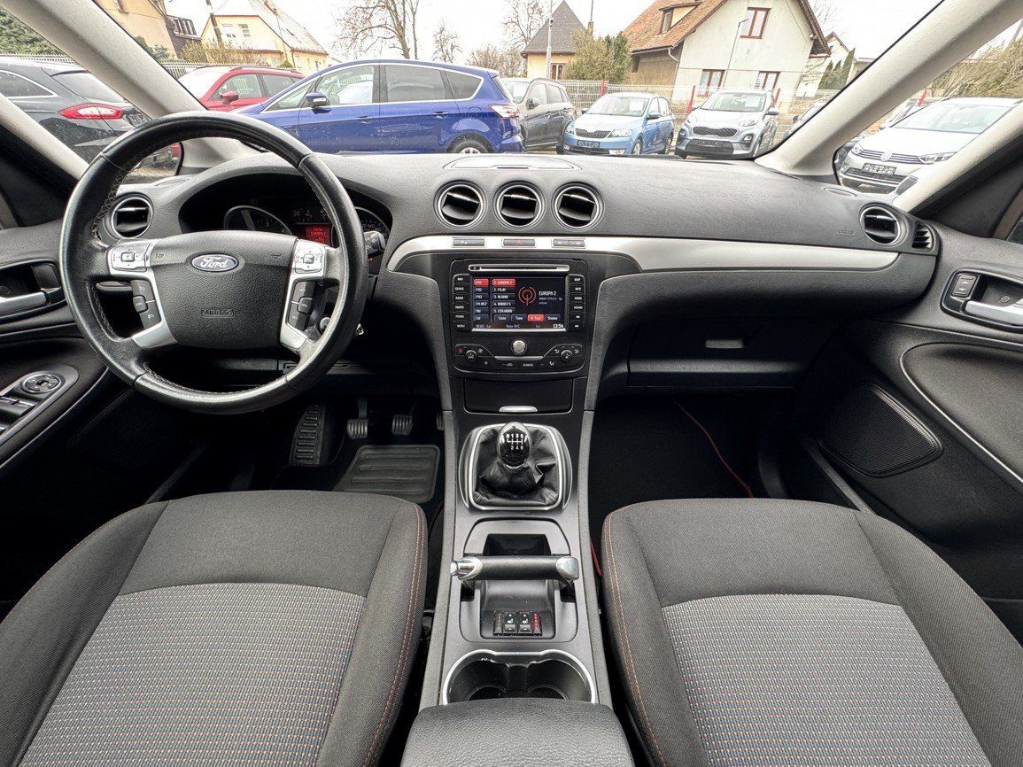 Ford Galaxy, 2.0TDCi Navi Digi Klima - fotka 6
