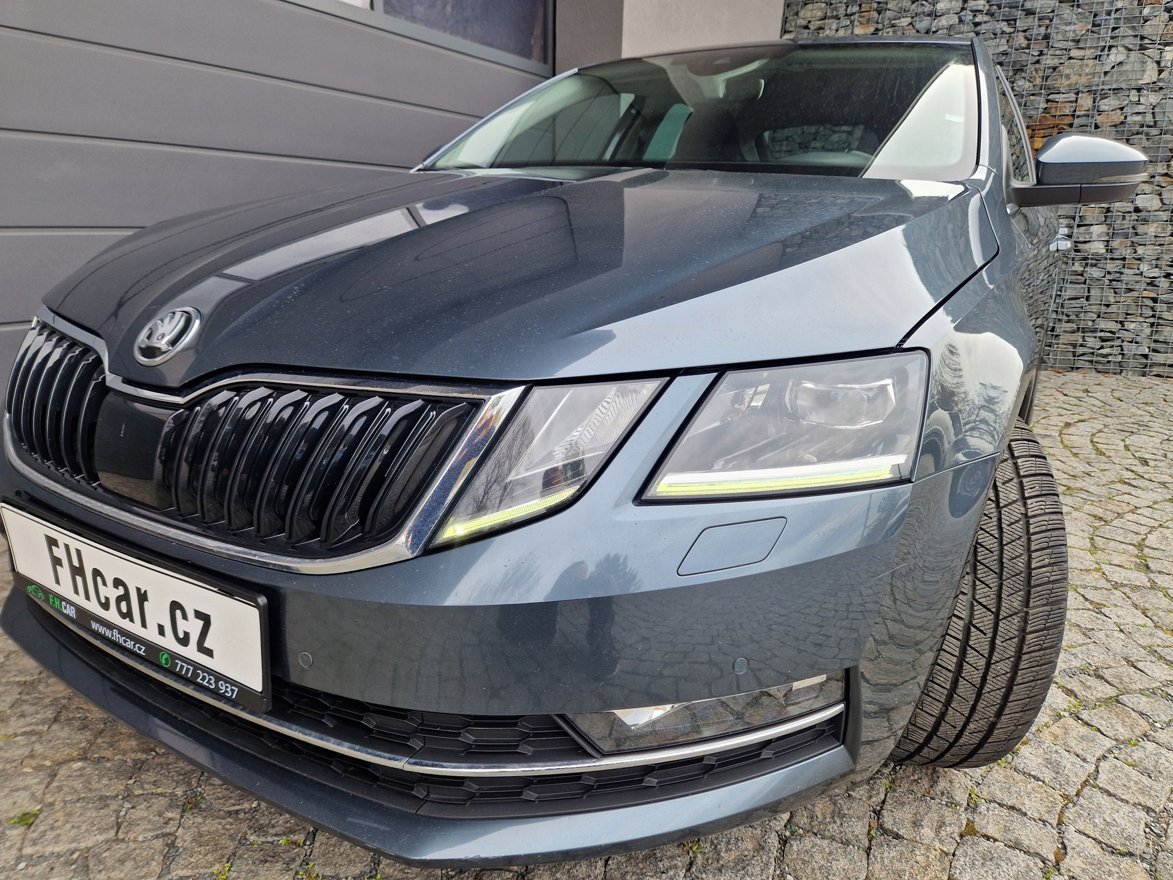 Škoda Octavia, 2,0TDI,135 KW, DSG, 4x4, Style - fotka 5