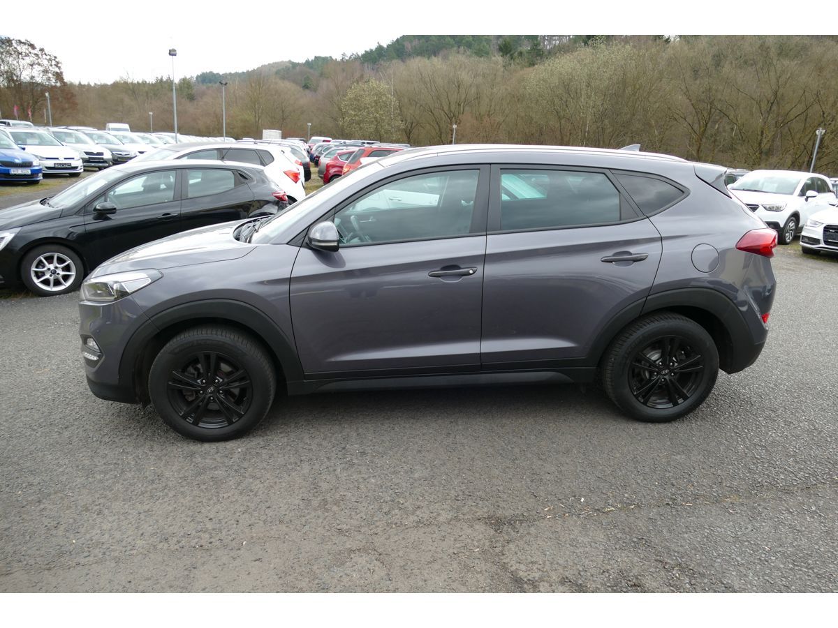 Hyundai Tucson, 1,7CRDi 85KW - fotka 4
