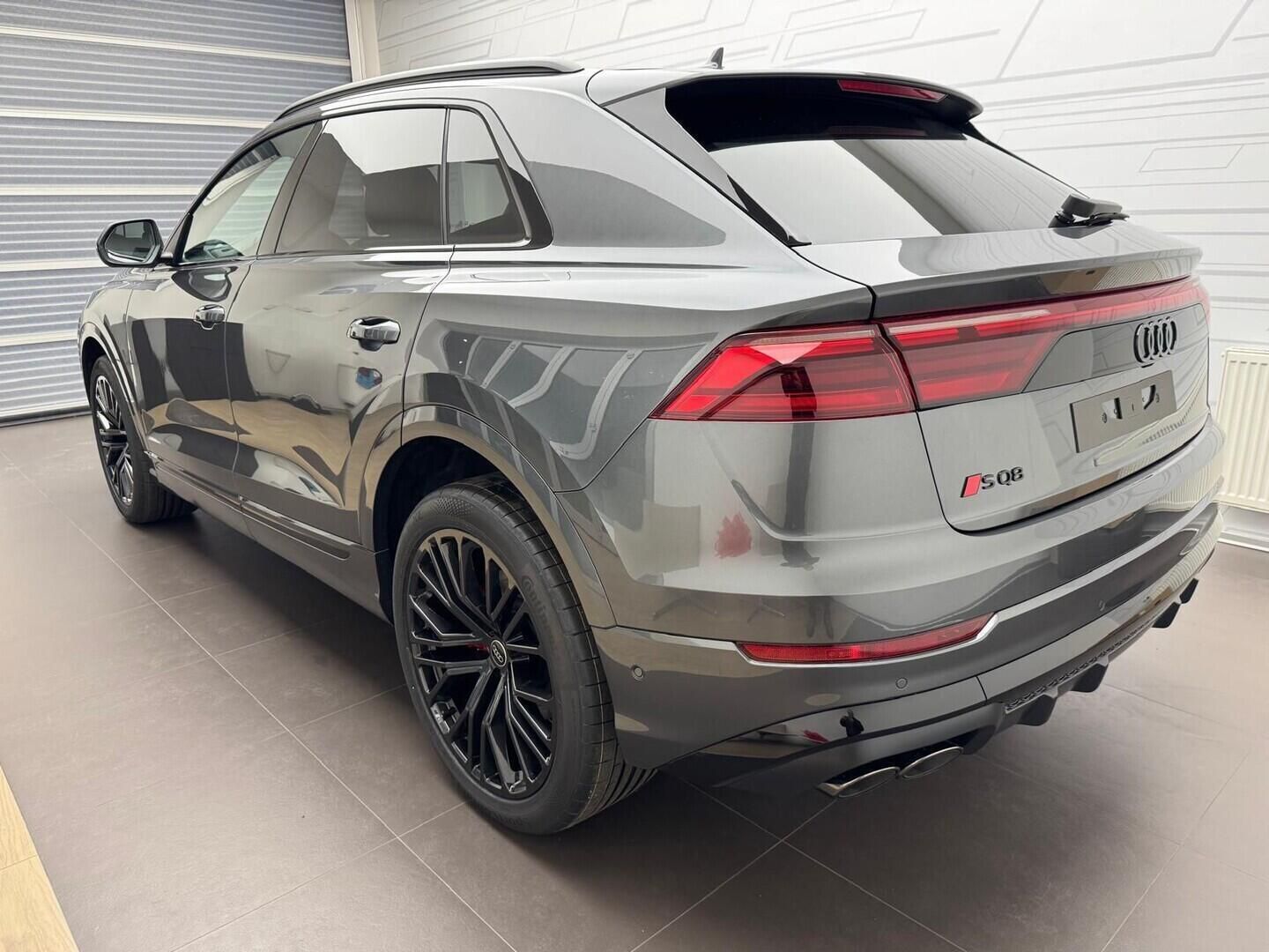 Audi SQ8, SUV V8 TFSI quattro 373 kW - fotka 3