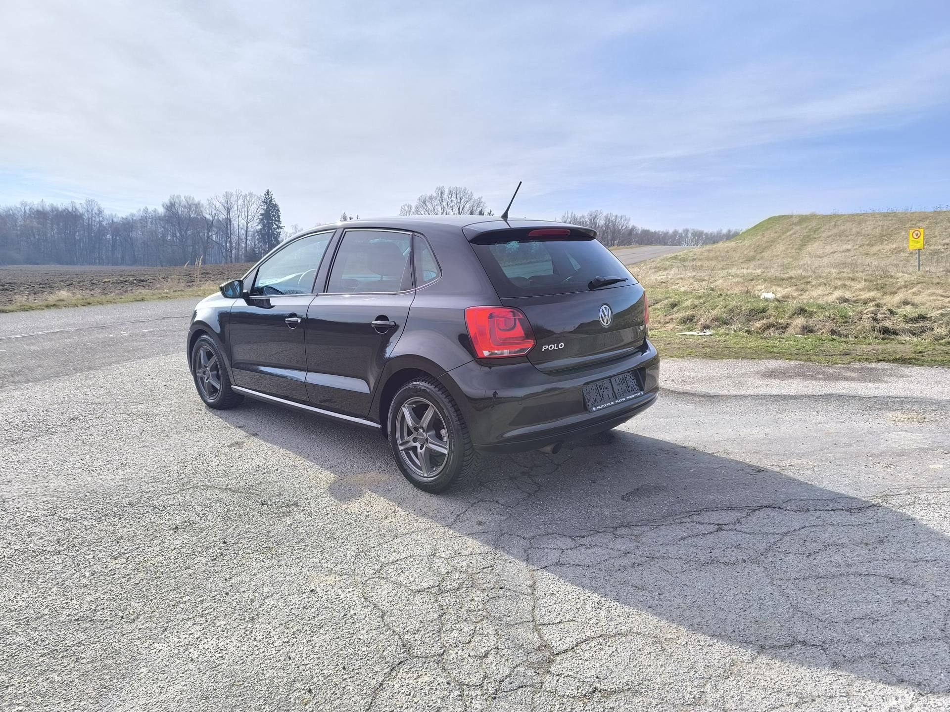 Volkswagen Polo, 1.6 TDI,PRVNÍ MAJITEL,SERVISKA - fotka 5