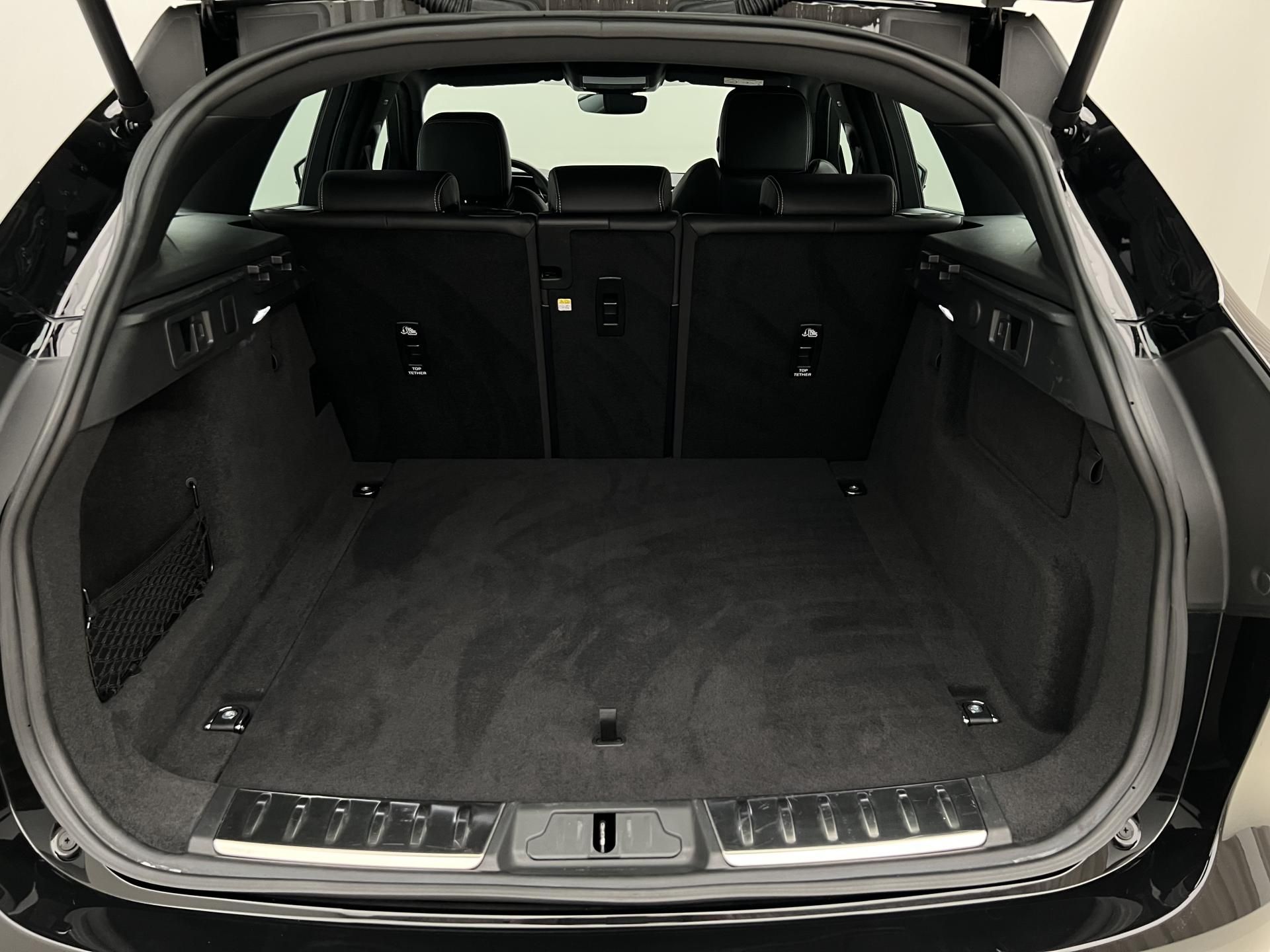 Jaguar F-Pace, D200 R-DYNAMIC S AWD AUT - fotka 5