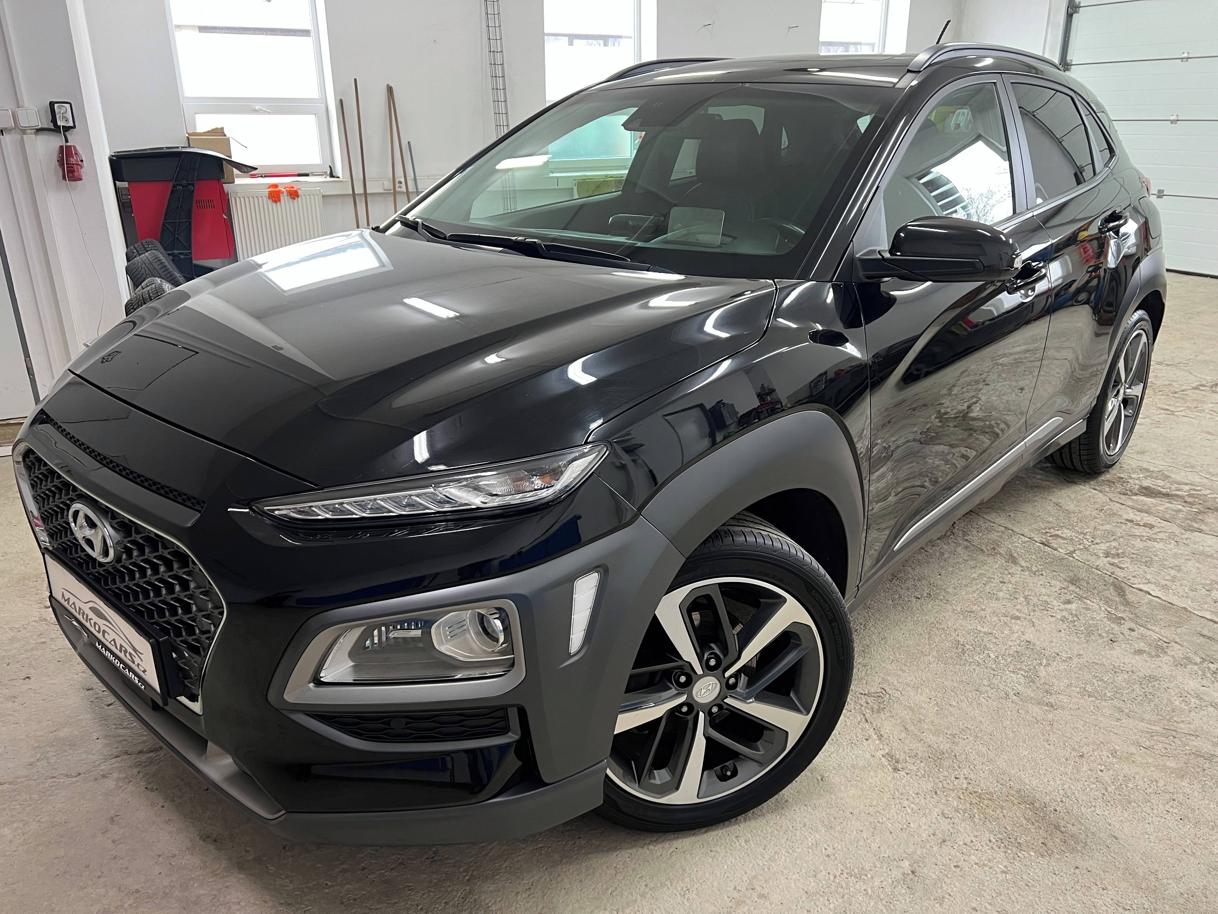 Hyundai Kona, 1.0 T-GDi KAMERA KŮŽE NAVI