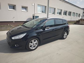 Ford Smax 2,0 tdci 7 míst