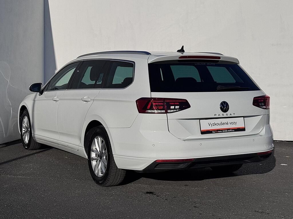 Volkswagen Passat Variant, Bussines 1.5 TDI 110 kW - fotka 6
