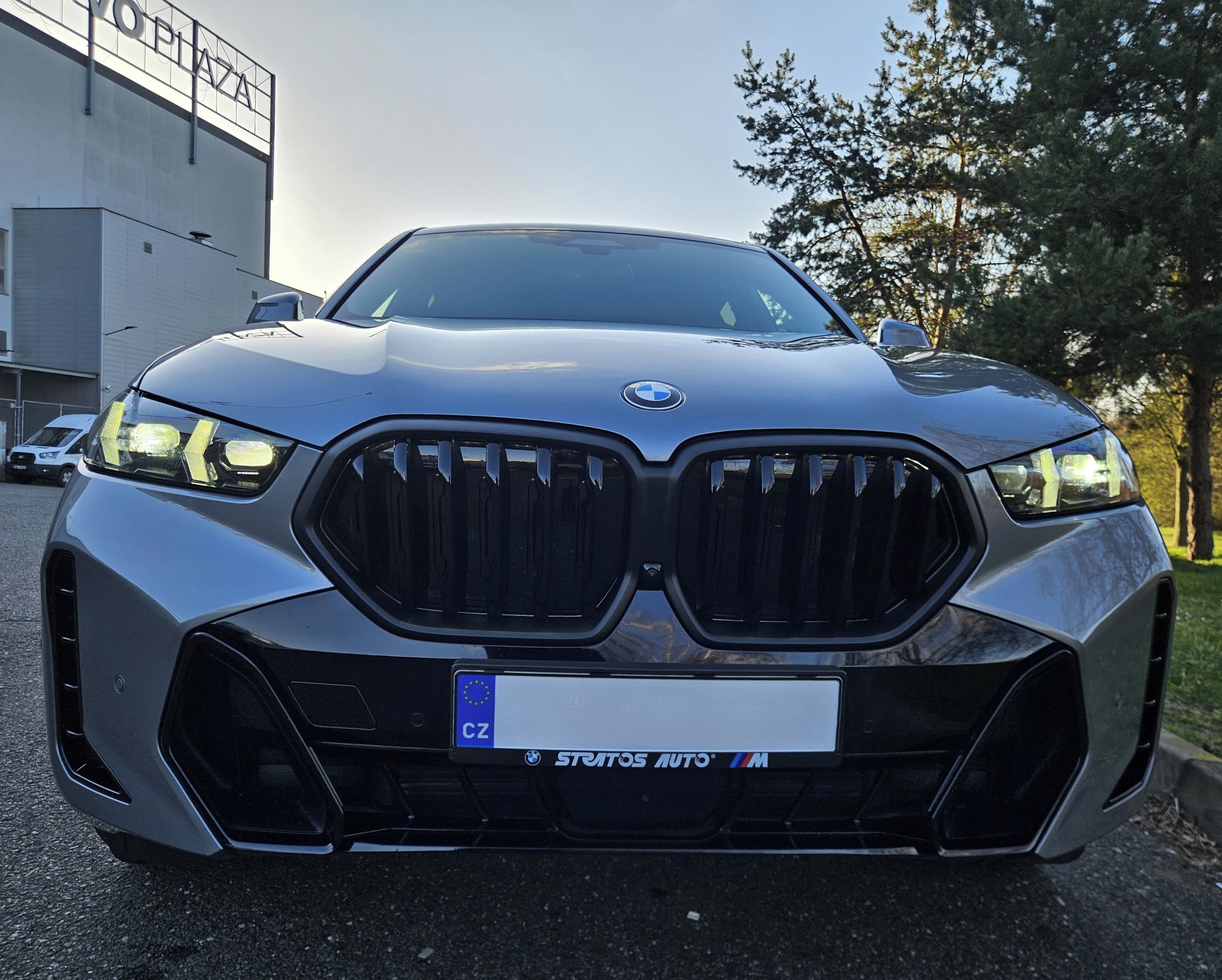 BMW X6, xDrive40d TOP výbava! - fotka 4