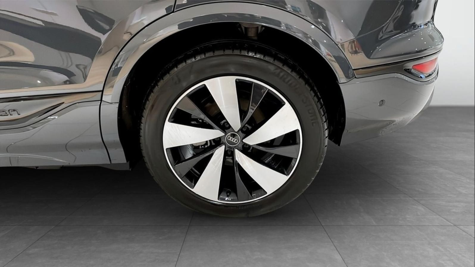 Audi Q6 e-tron, Performance S-line 100kWh - fotka 6