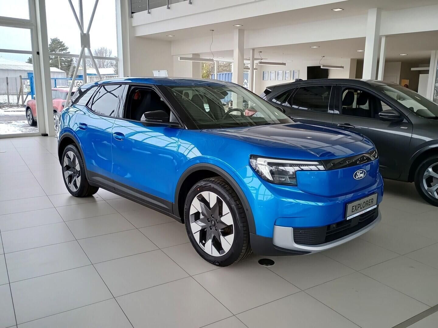 Ford Explorer, Elektrický  AWD Premium 79 kWh