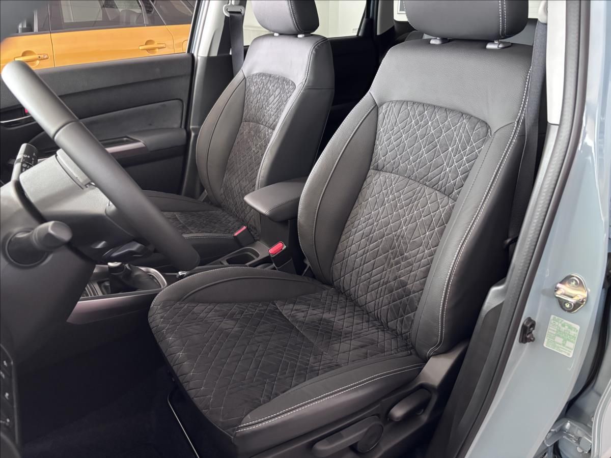 Suzuki Vitara, 1,4 BoosterJet  Elegance - fotka 6