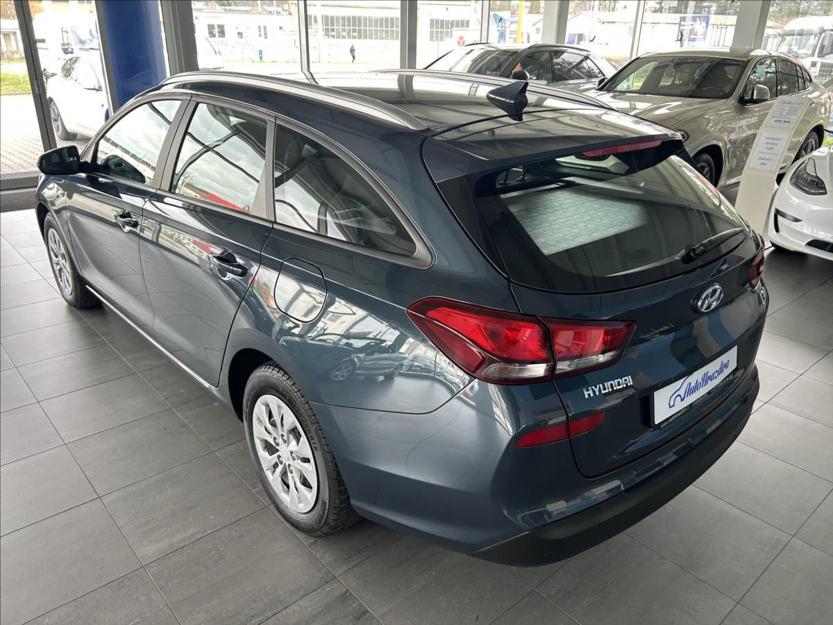 Hyundai i30, 1,0   TGDI,ČR,1.MAJITEL,SERVIS - fotka 4