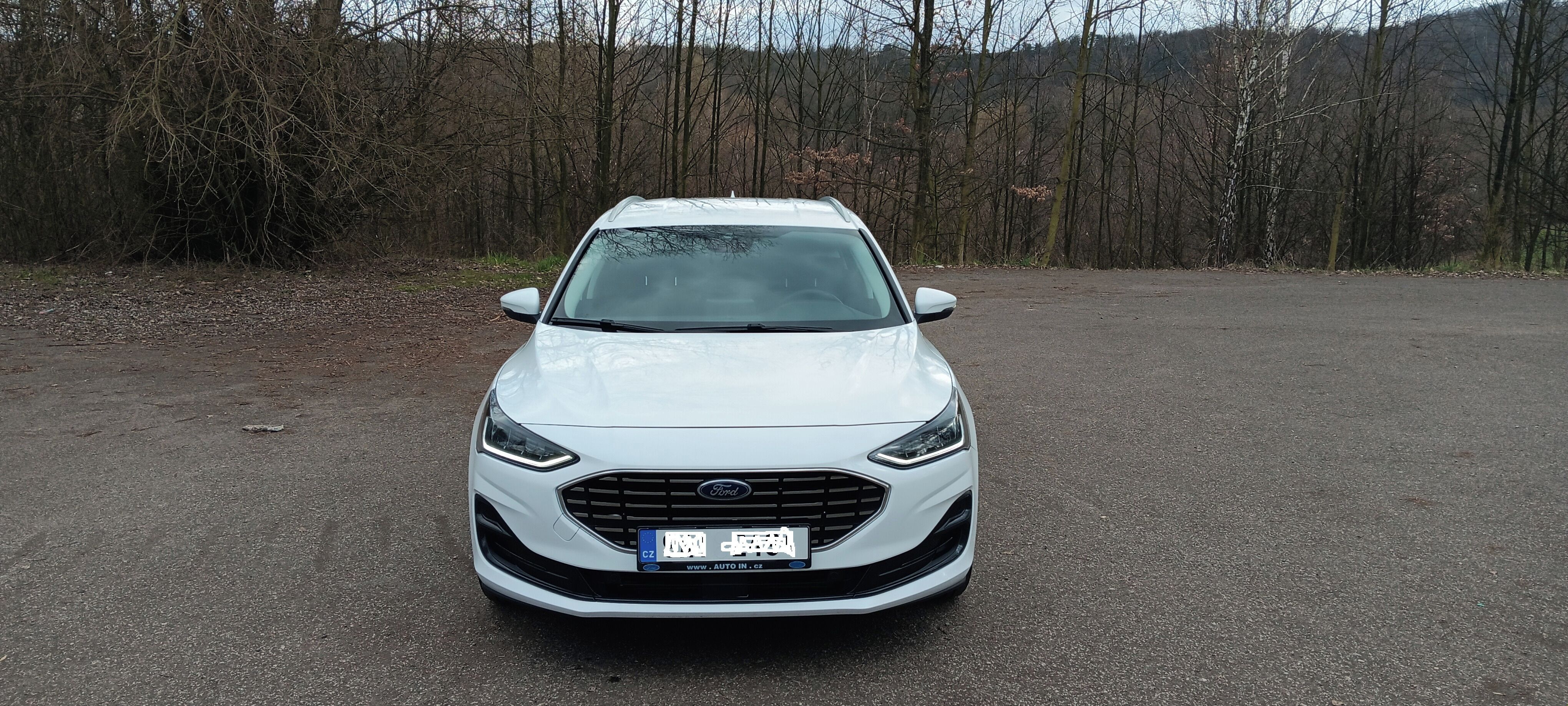 Ford Focus, 1.0 EB 114KW,Titanium.1.maj ČR - fotka 2