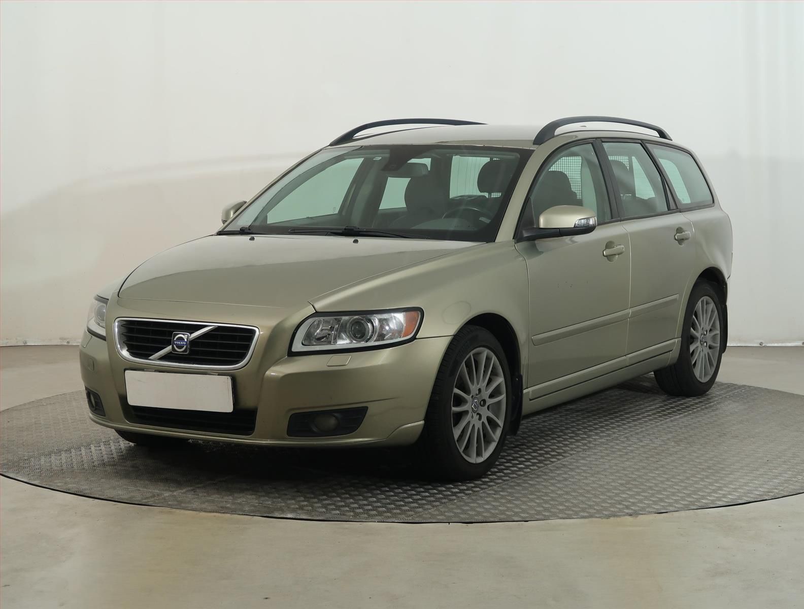 Volvo V50, 2.0 D, po STK - fotka 2