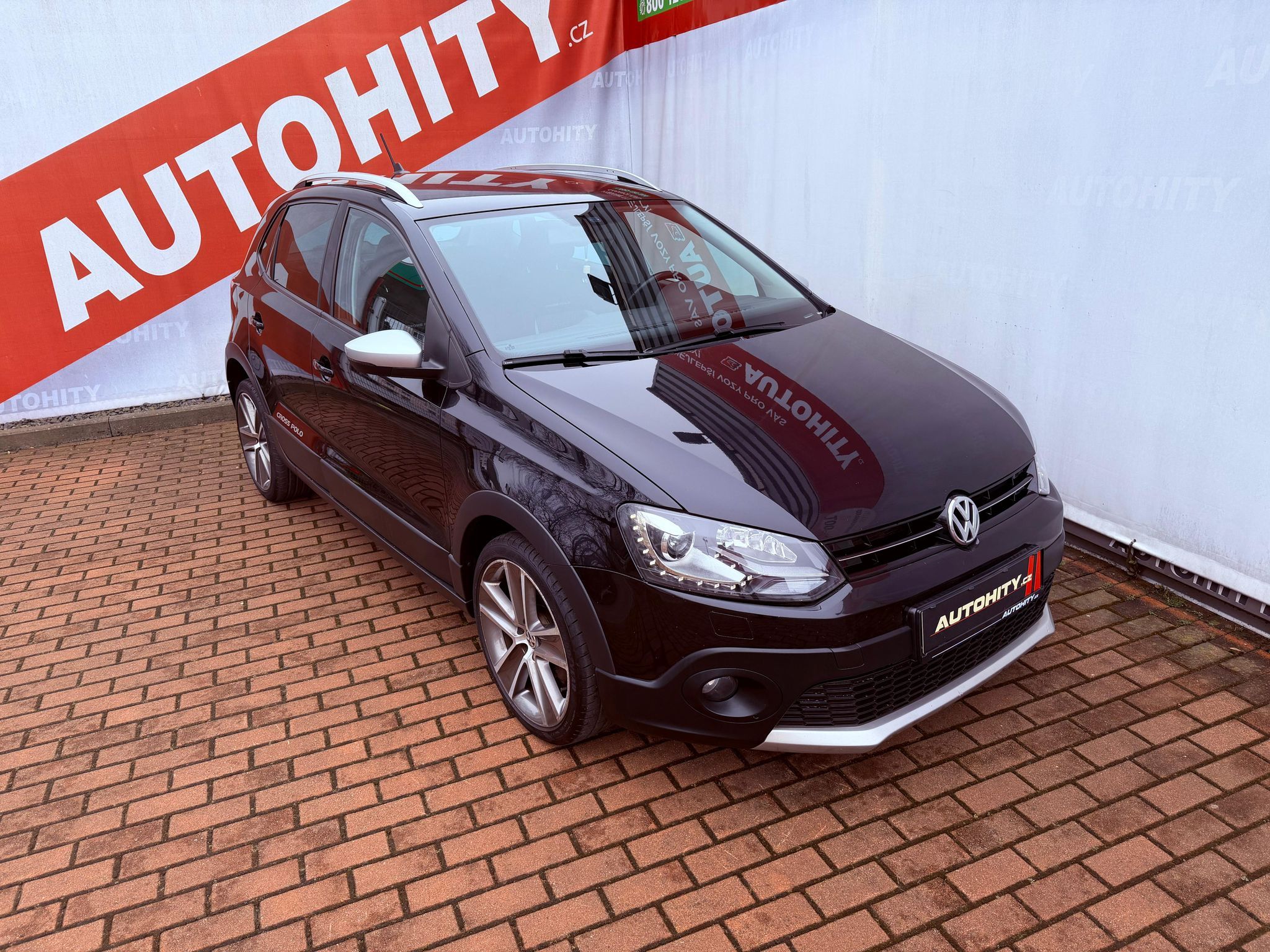 Volkswagen Polo, Cross 1.2 TSi DSG, Navi - fotka 5
