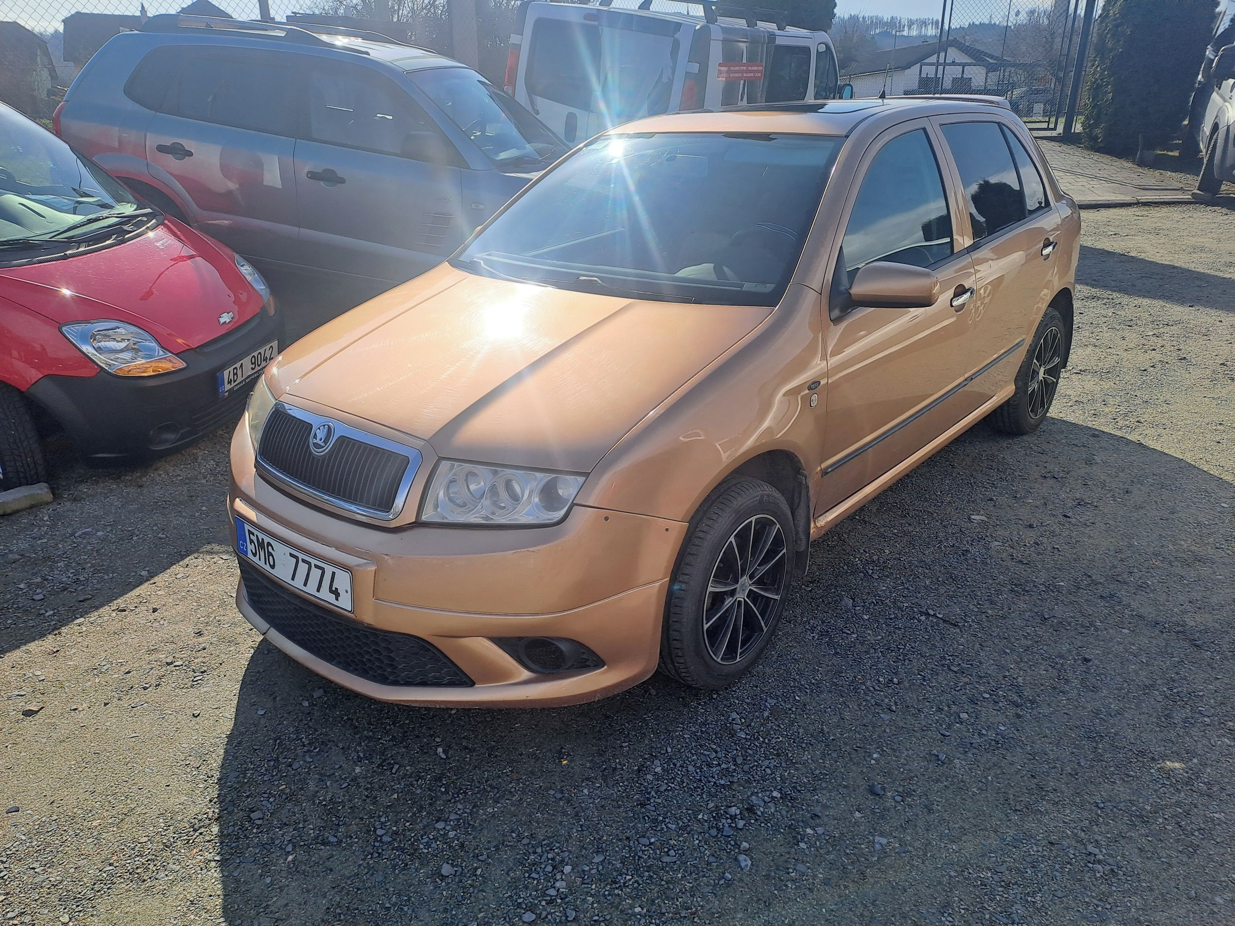 Škoda Fabia, 1,4 16V 55KW SERVISOVANÁ - fotka 3