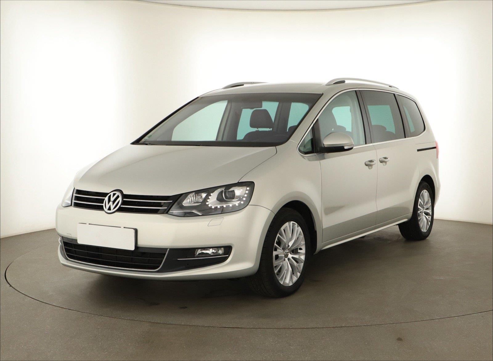 Volkswagen Sharan, 2.0 TSI, Automat, Kůže, Navi - fotka 2