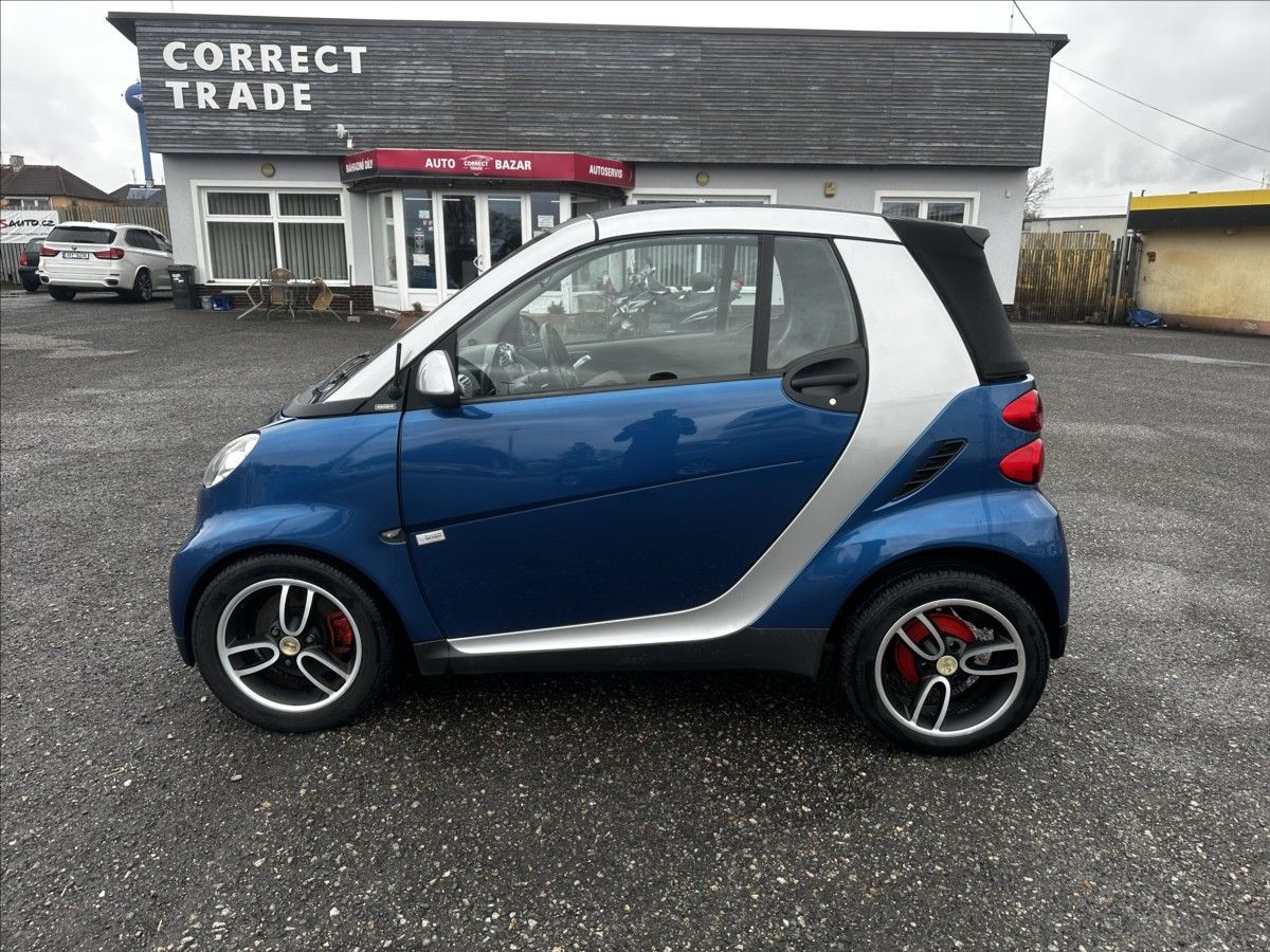 Smart Fortwo, 1,0 i-BRABUS-PRO TĚL.POSTIŽENÉ - fotka 2