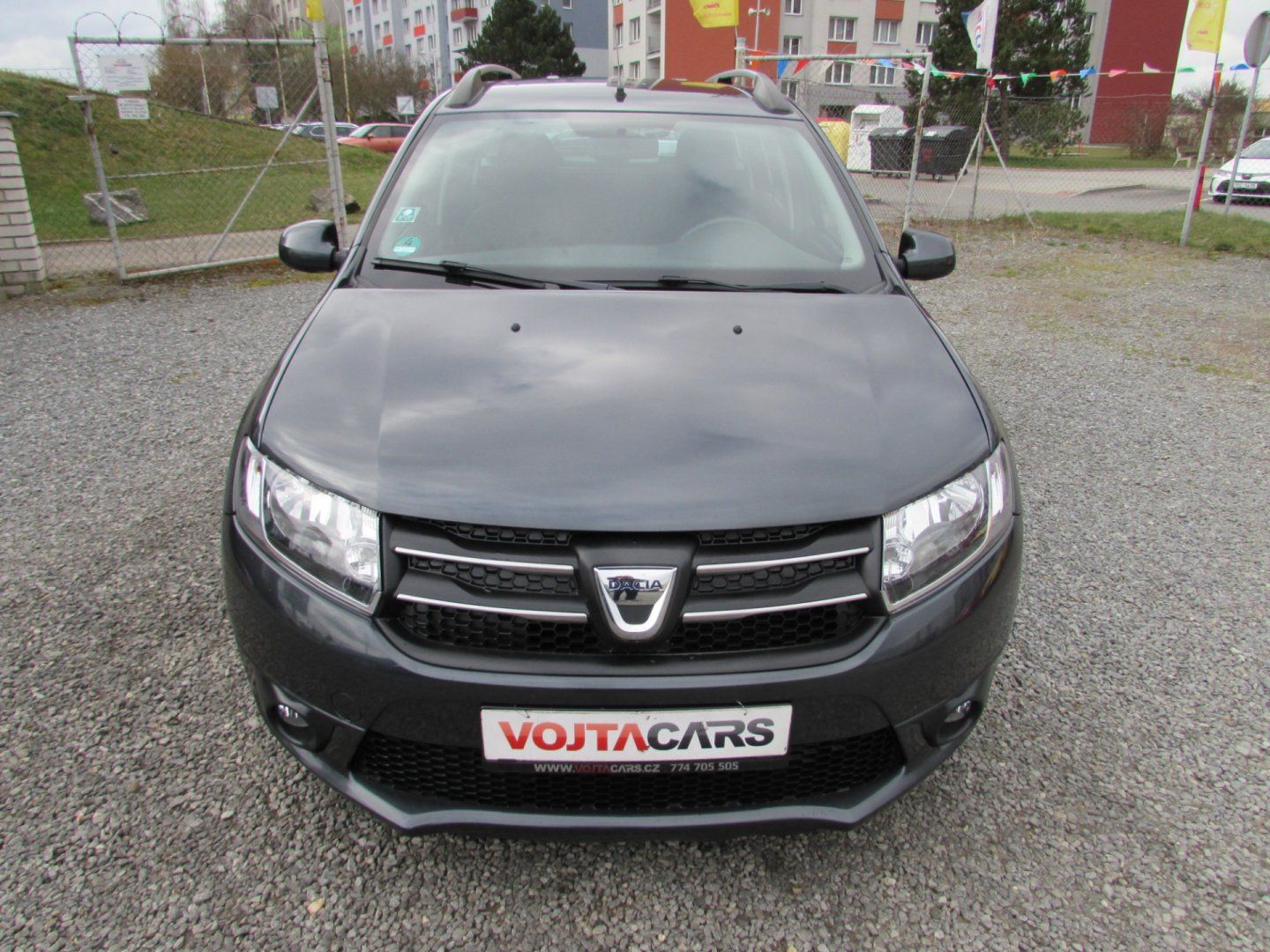 Dacia Logan, 1.2i 54kW, 62.900 km - fotka 2