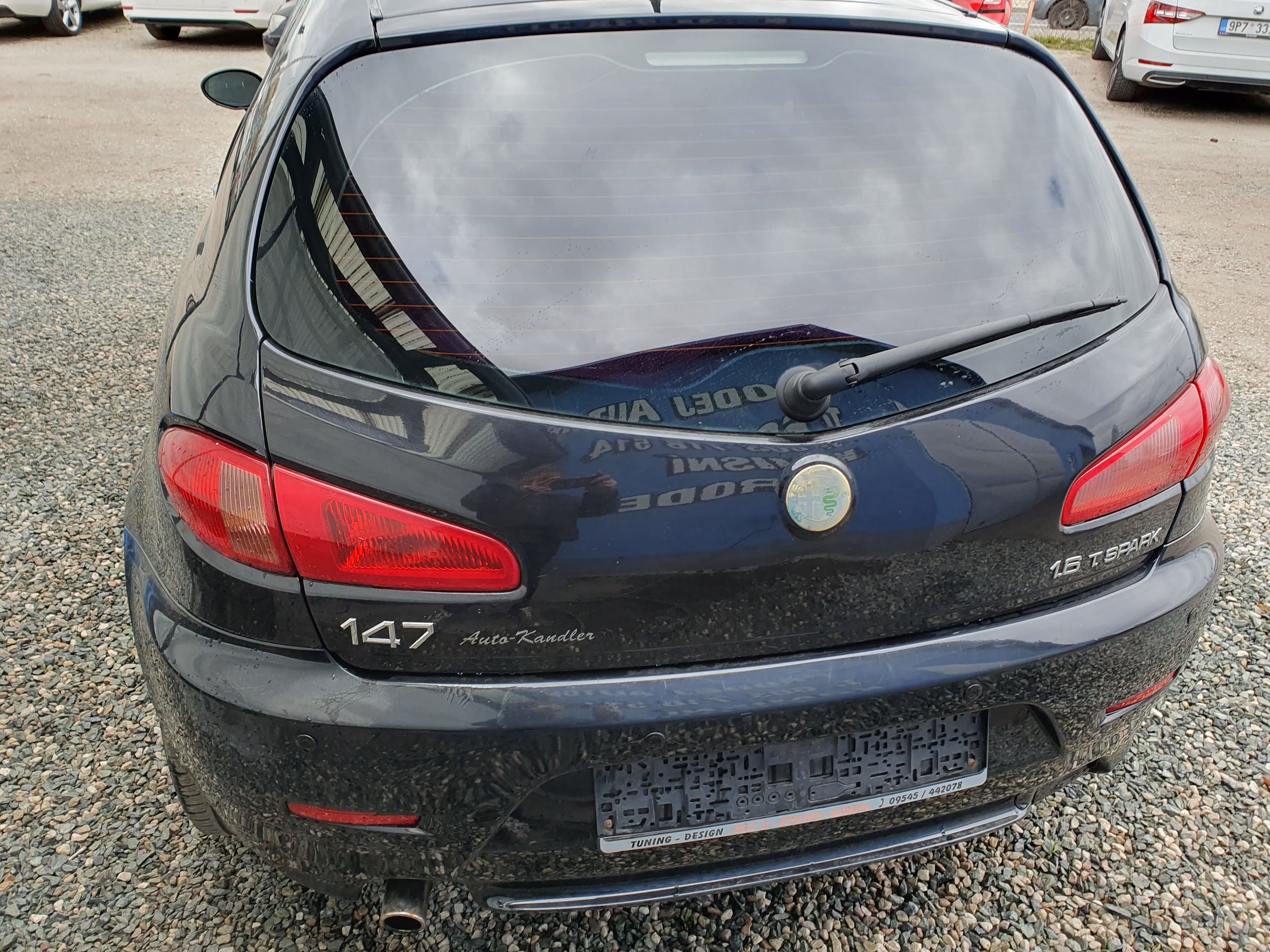 Alfa Romeo 147, 1.6 í 88 KW - fotka 5