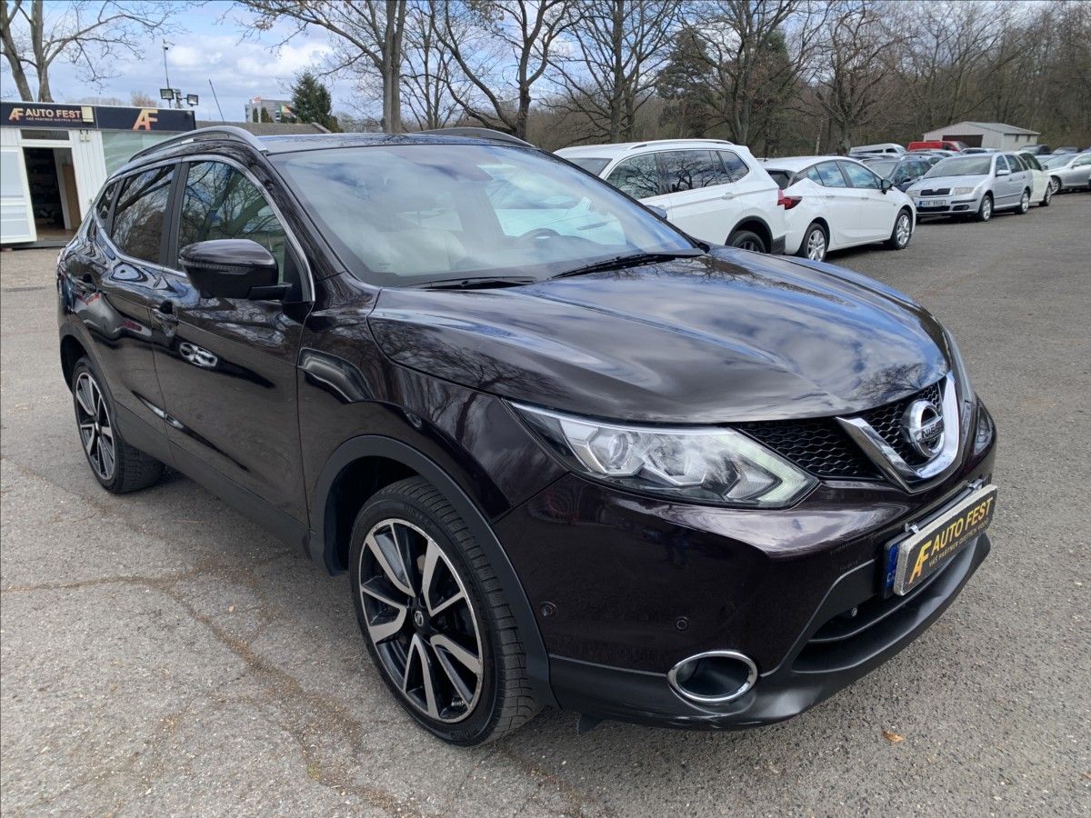 Nissan Qashqai, 1,6 DCI 4x4,ČR - fotka 3