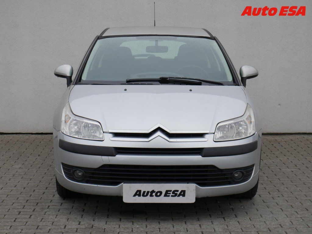 Citroën C4, 1.4i,ČR - fotka 2