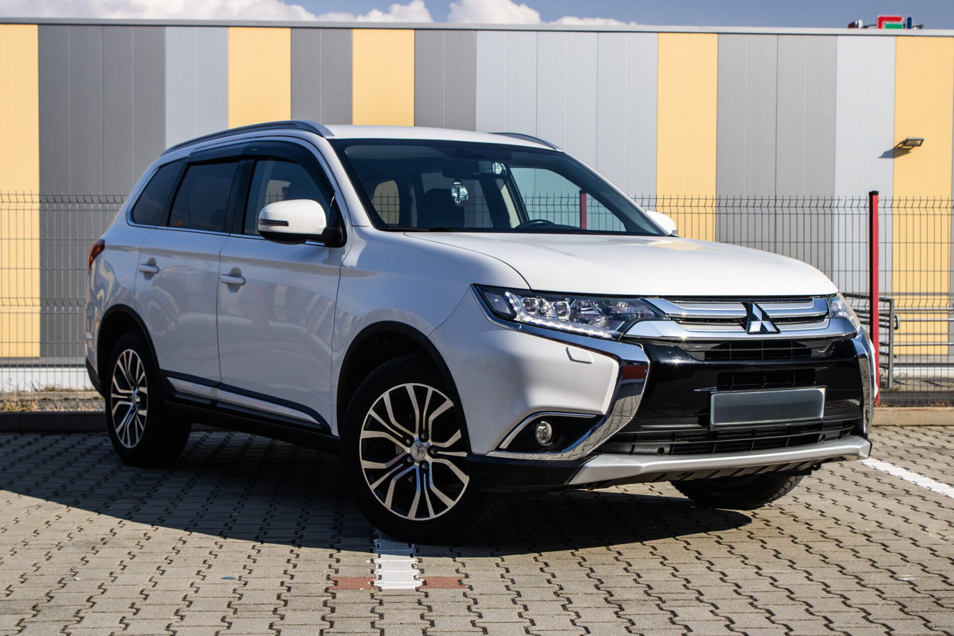 Mitsubishi Outlander - fotka 2