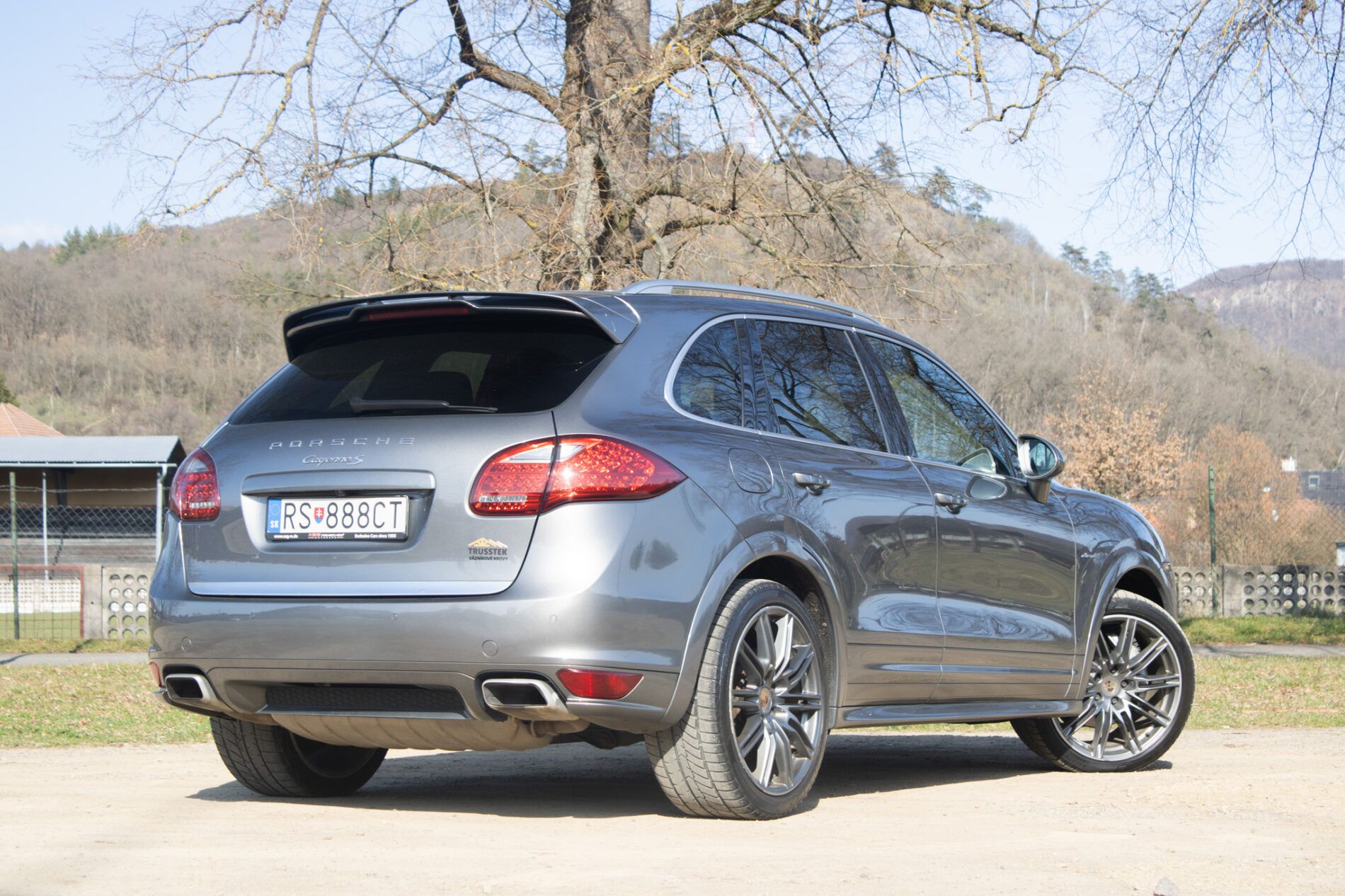 Porsche Cayenne - fotka 5
