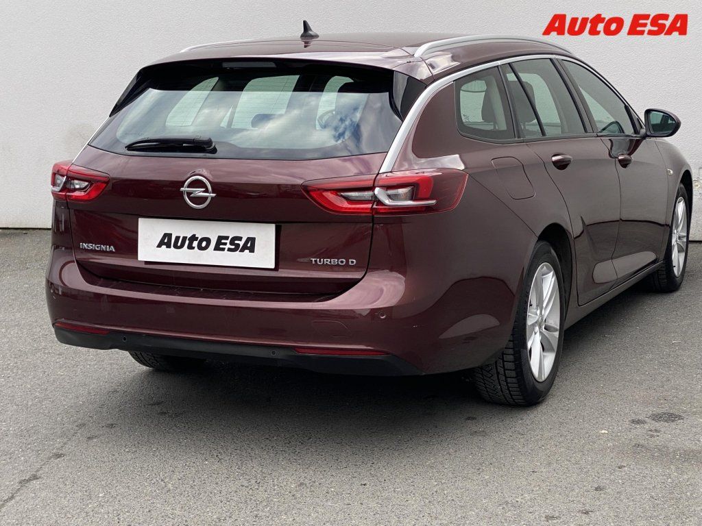 Opel Insignia, 1.6 CDTi,LED - fotka 4