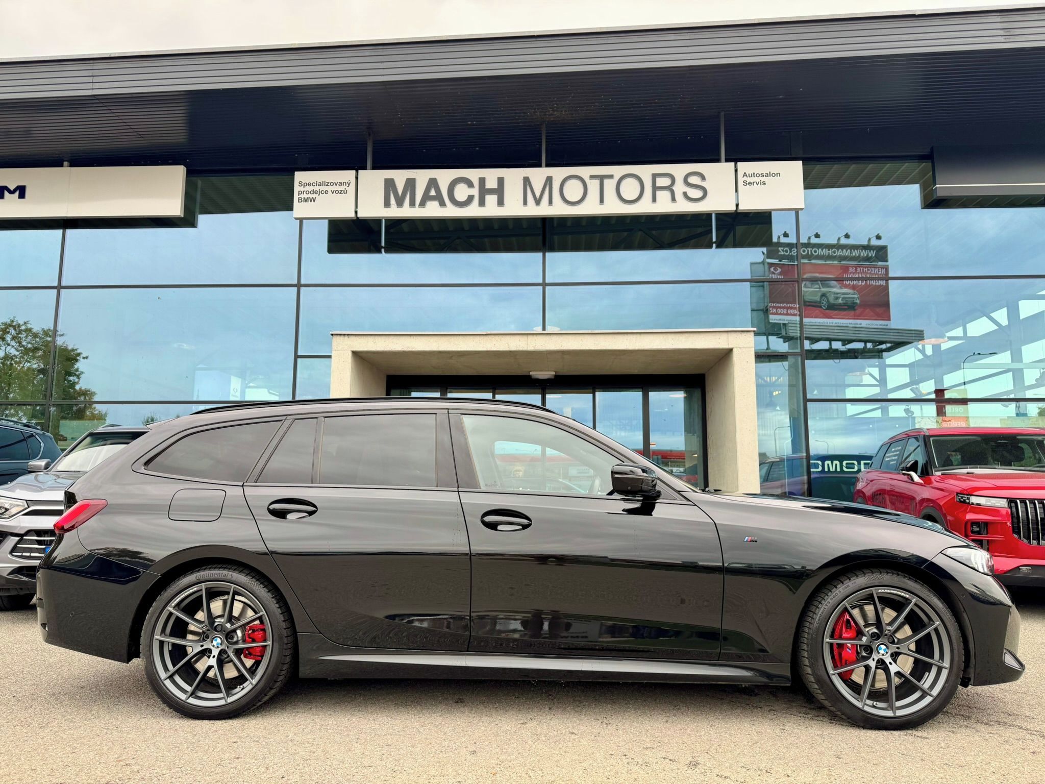 BMW Řada 3, 330d xDrive Touring - fotka 5