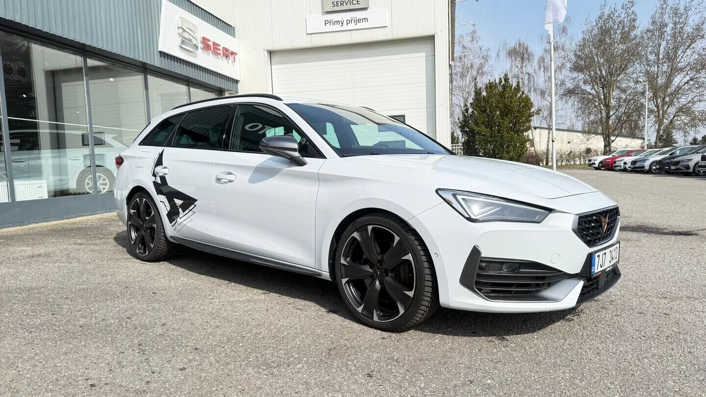 Cupra Leon, SP VZ 2.0 TSI 4WD 228 kW - fotka 3