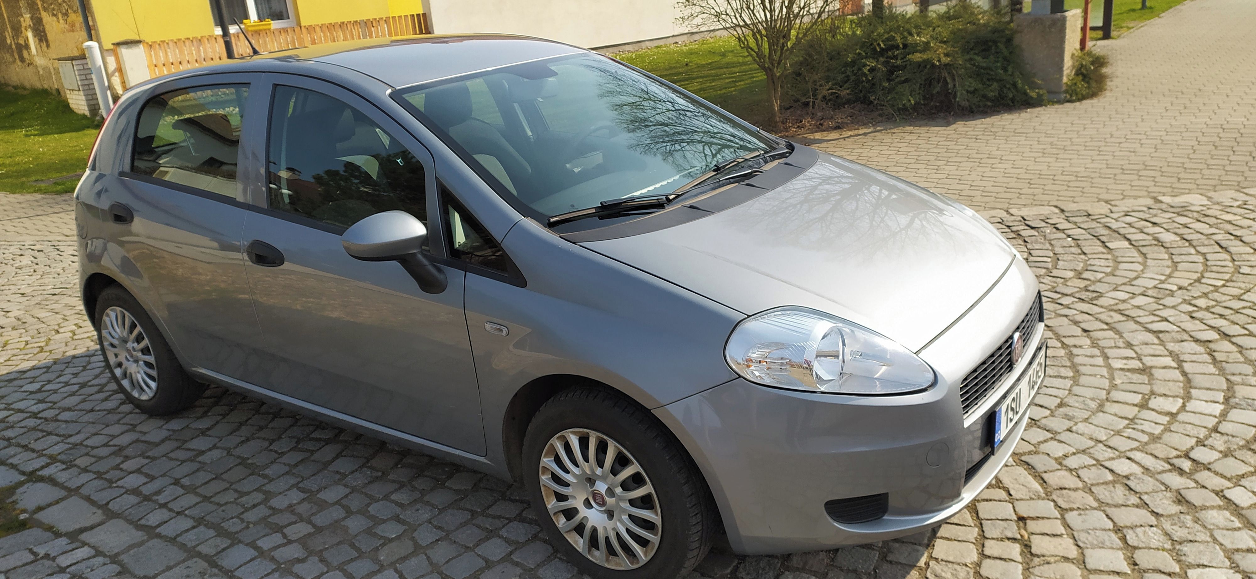 Fiat Punto, GRANDE 1,3JTD55KW,1.MAJ.ČR,STK - fotka 3