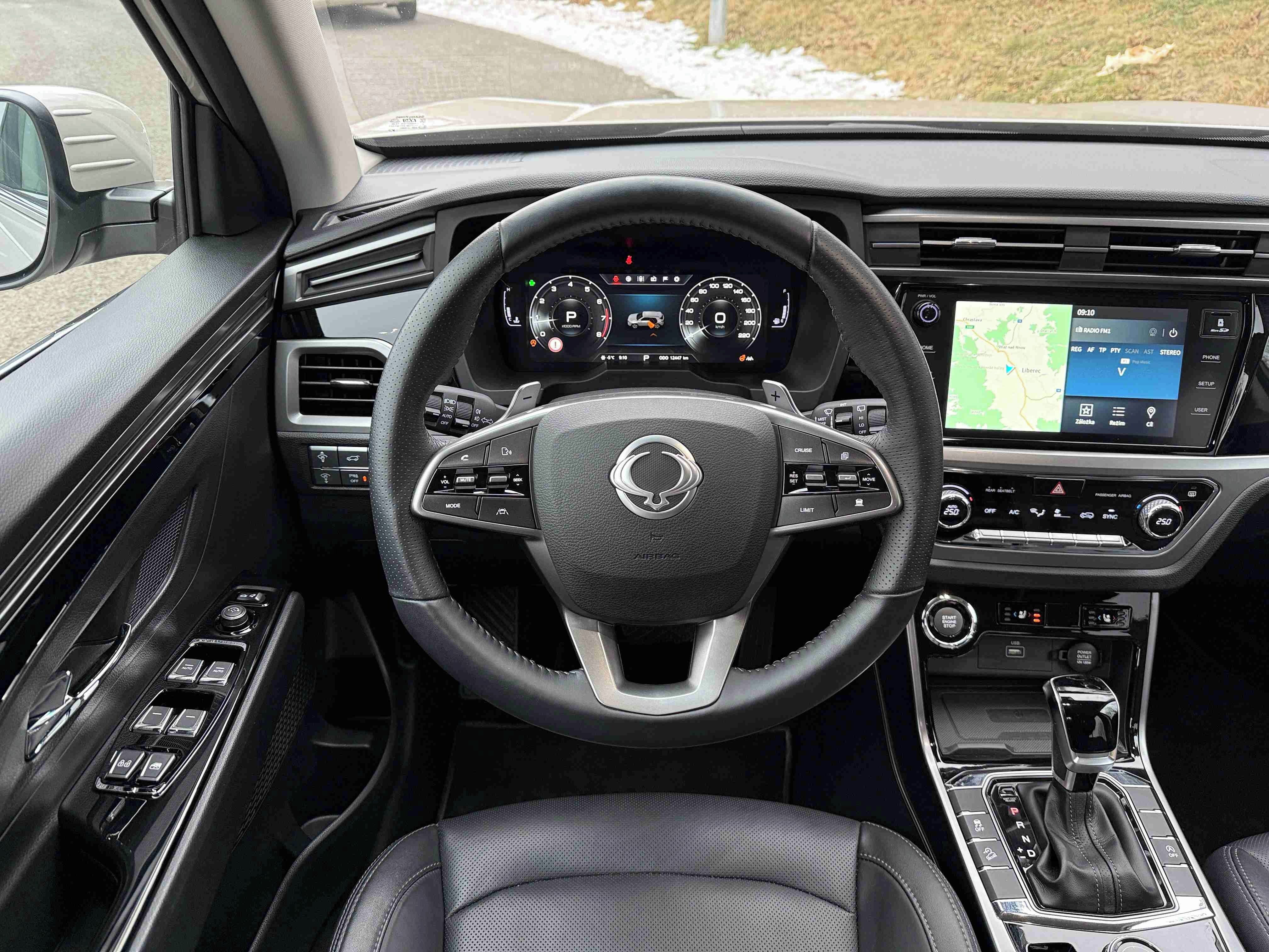 SsangYong Korando, Premium 1.5 T-GDI Automat 4x4 - fotka 6