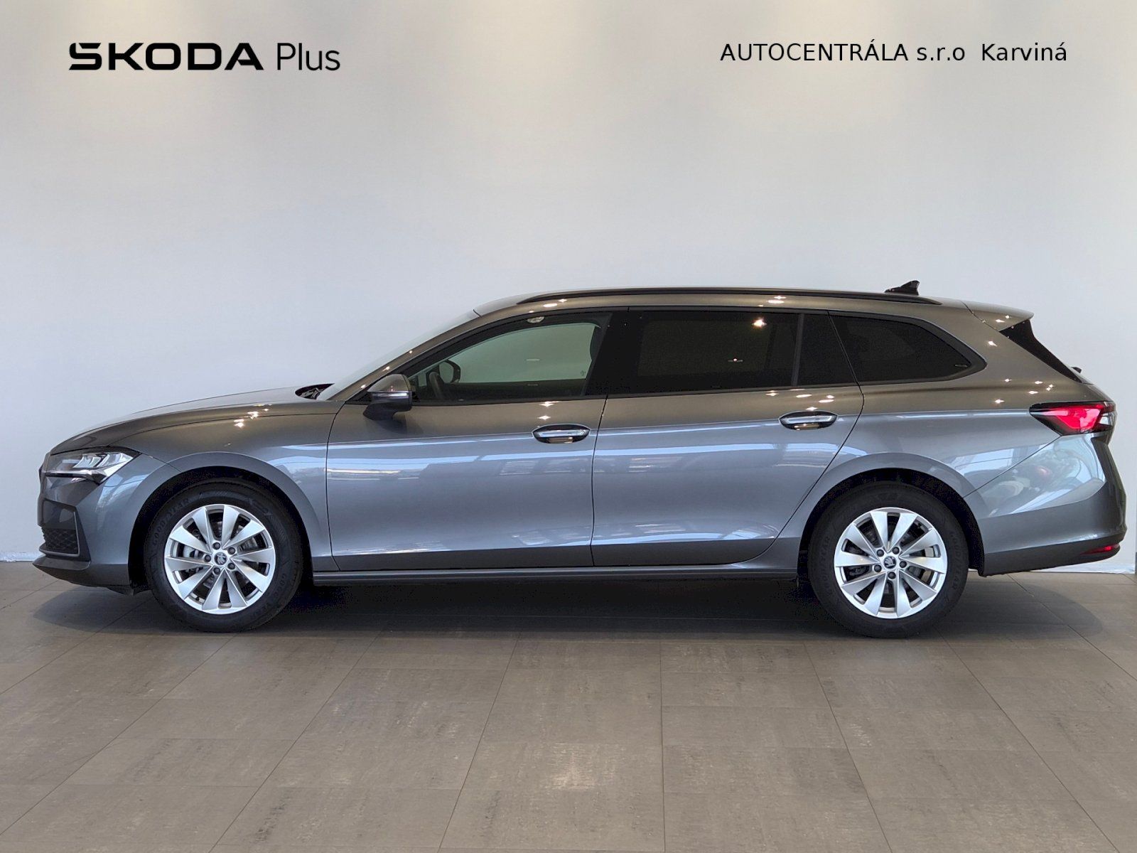 Škoda Superb, Combi DSG 2,0 TDI / 110 kW Sel - fotka 3
