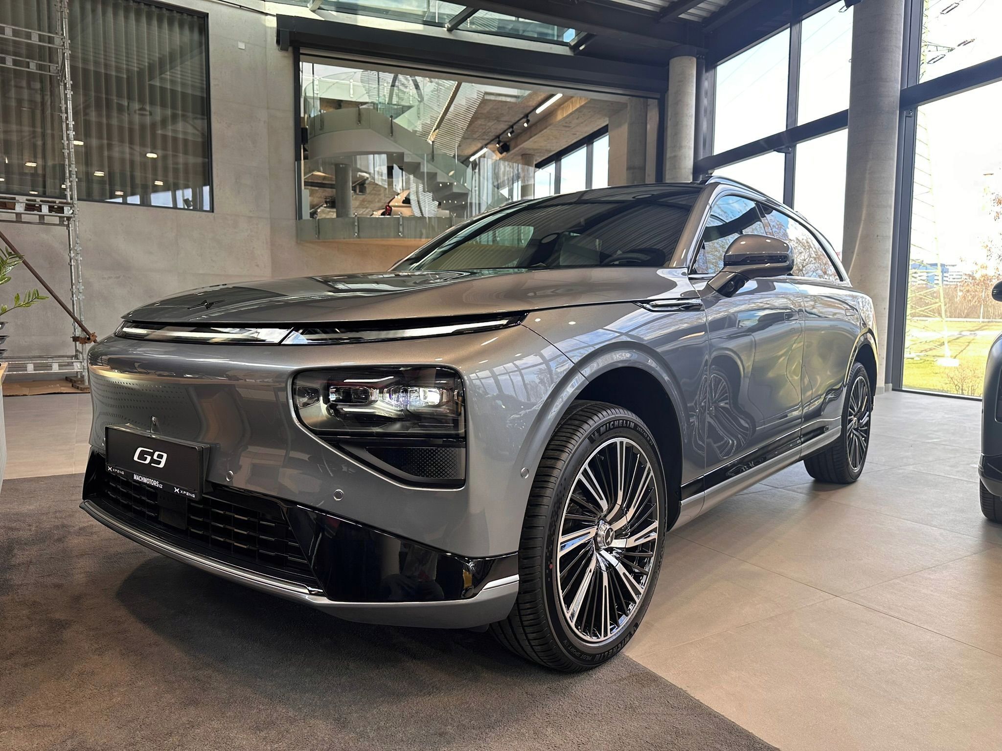 XPENG G9, AWD Performance - fotka 3