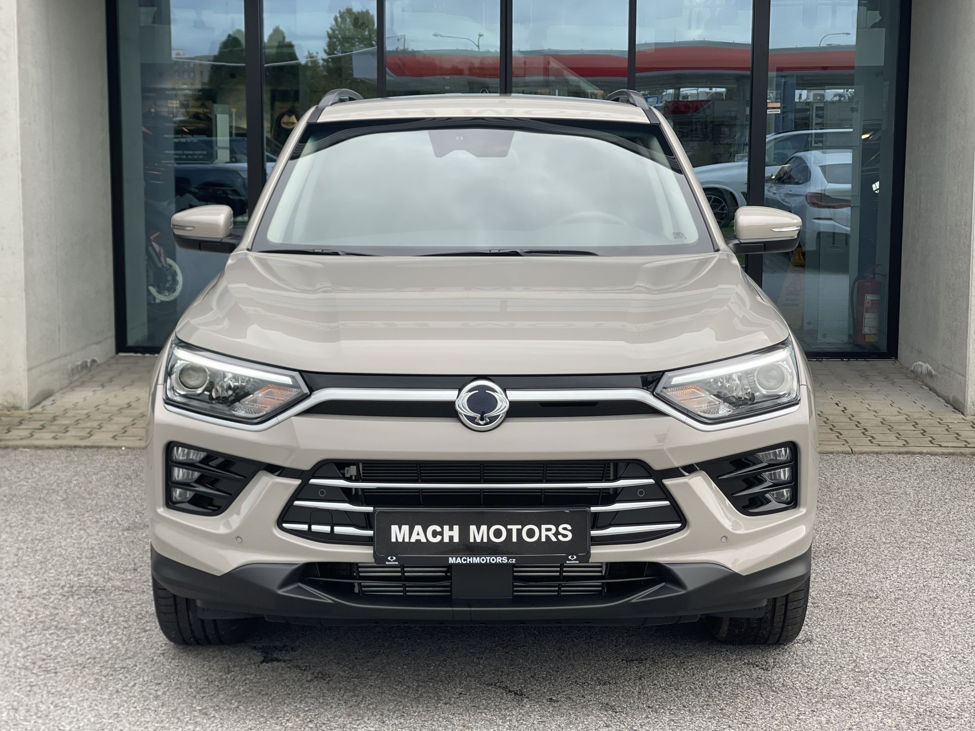 KGM Korando, Style + AWD A6 - fotka 2