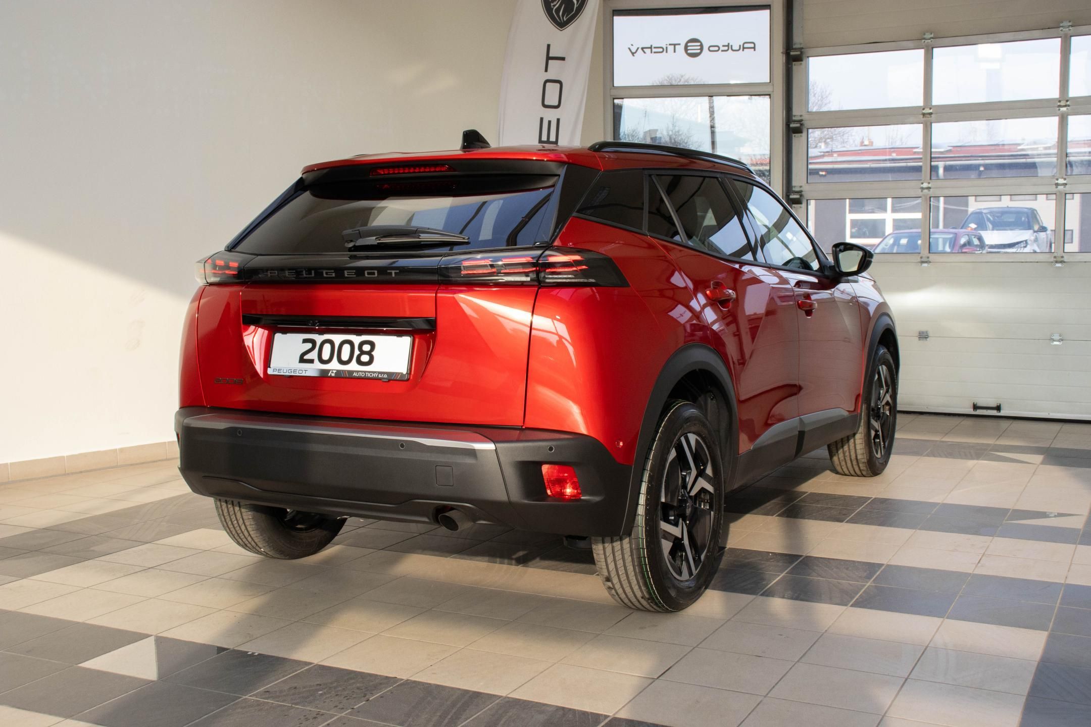 Peugeot 2008, ALLURE Turbo 100 MAN6 - fotka 4
