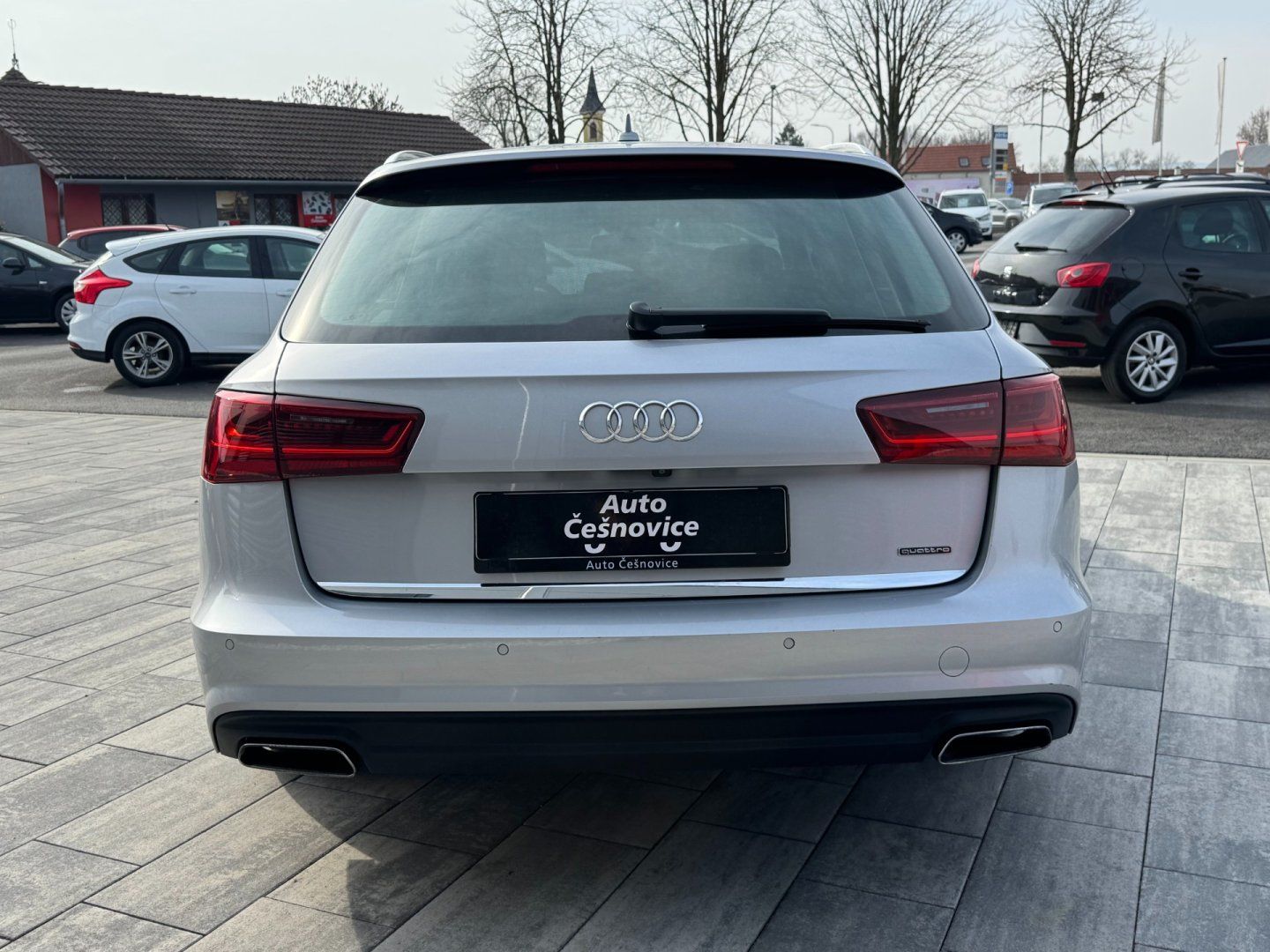Audi A6, 3,0 TDI 160 Kw Sline - fotka 6