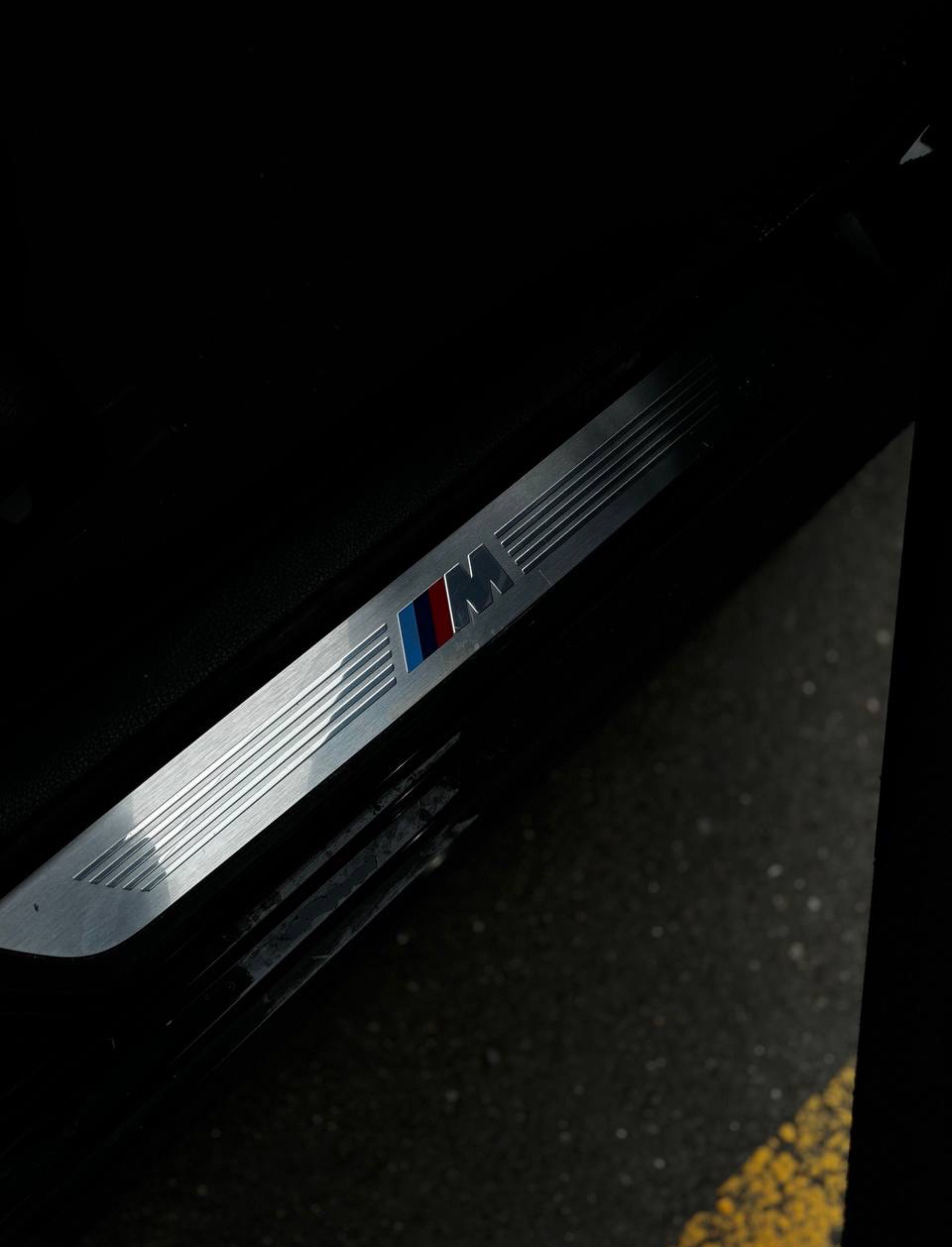 BMW Řada 6, SLEVA 50k DNES!! BMW 650i V8 - fotka 5