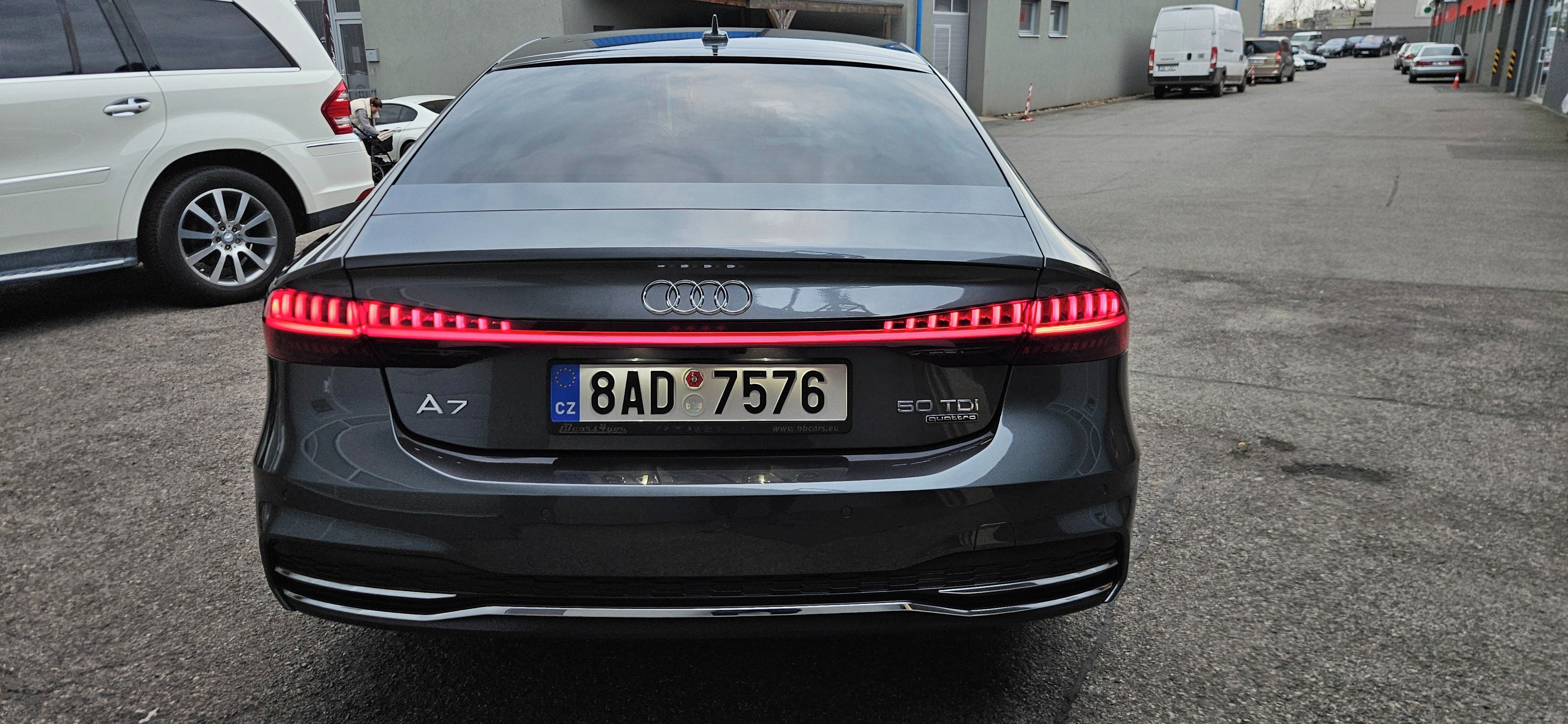 Audi A7, 210kw, S-line, B&O - fotka 6