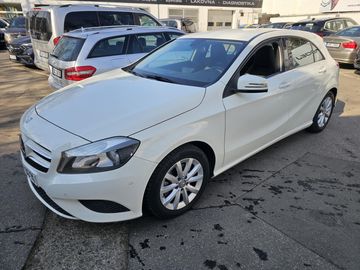 A 180 BE Sedan CZ, 1.majitel