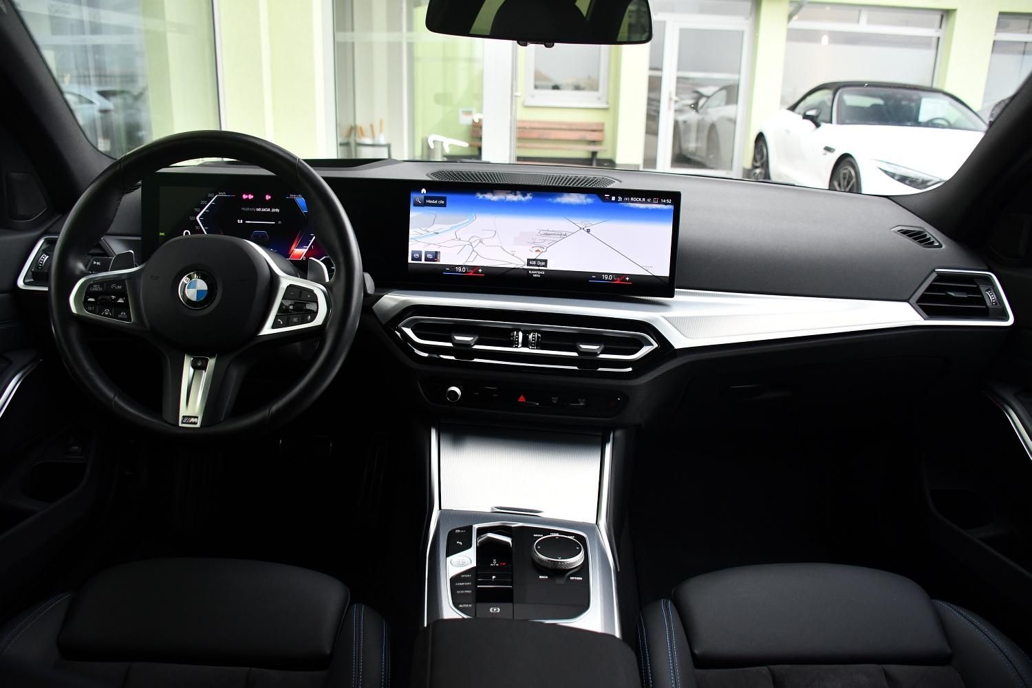BMW Řada 3, 320D xDrive M-SPORT ČR 1.M - fotka 5
