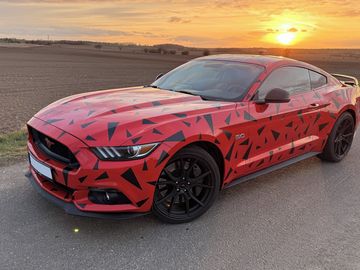 5.0 GT EU manuál 40tis.km