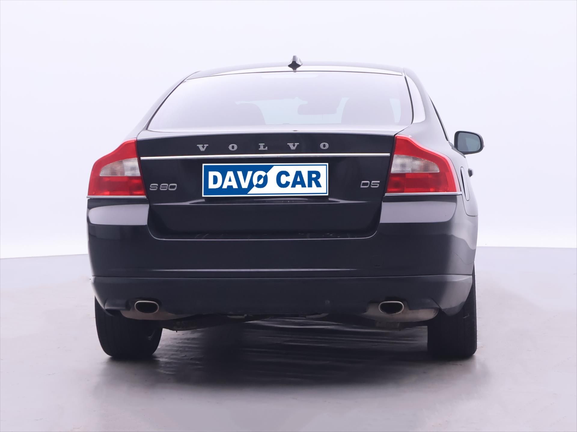 Volvo S80, 2,4 D5 158kW DPH Aut. - fotka 6