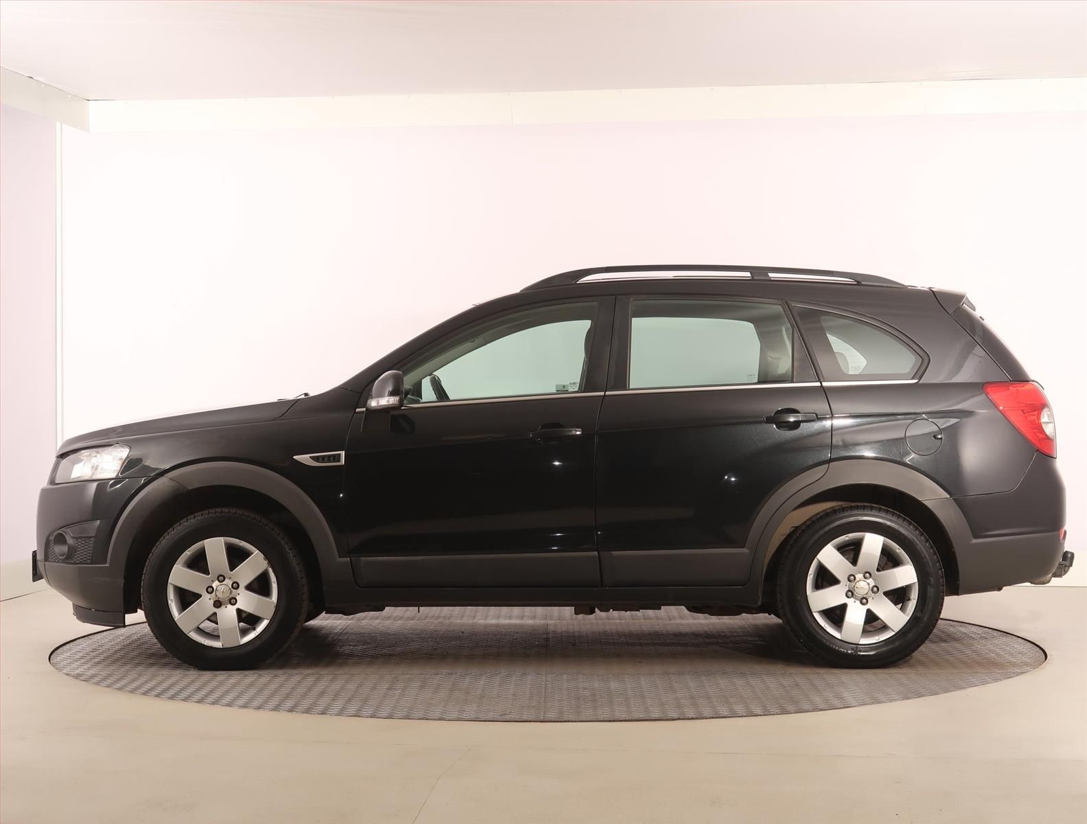 Chevrolet Captiva, 2.2 CDTi, 4X4, Serv.kniha - fotka 3