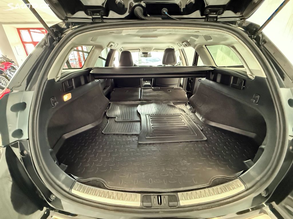 Toyota Auris, fotka 29