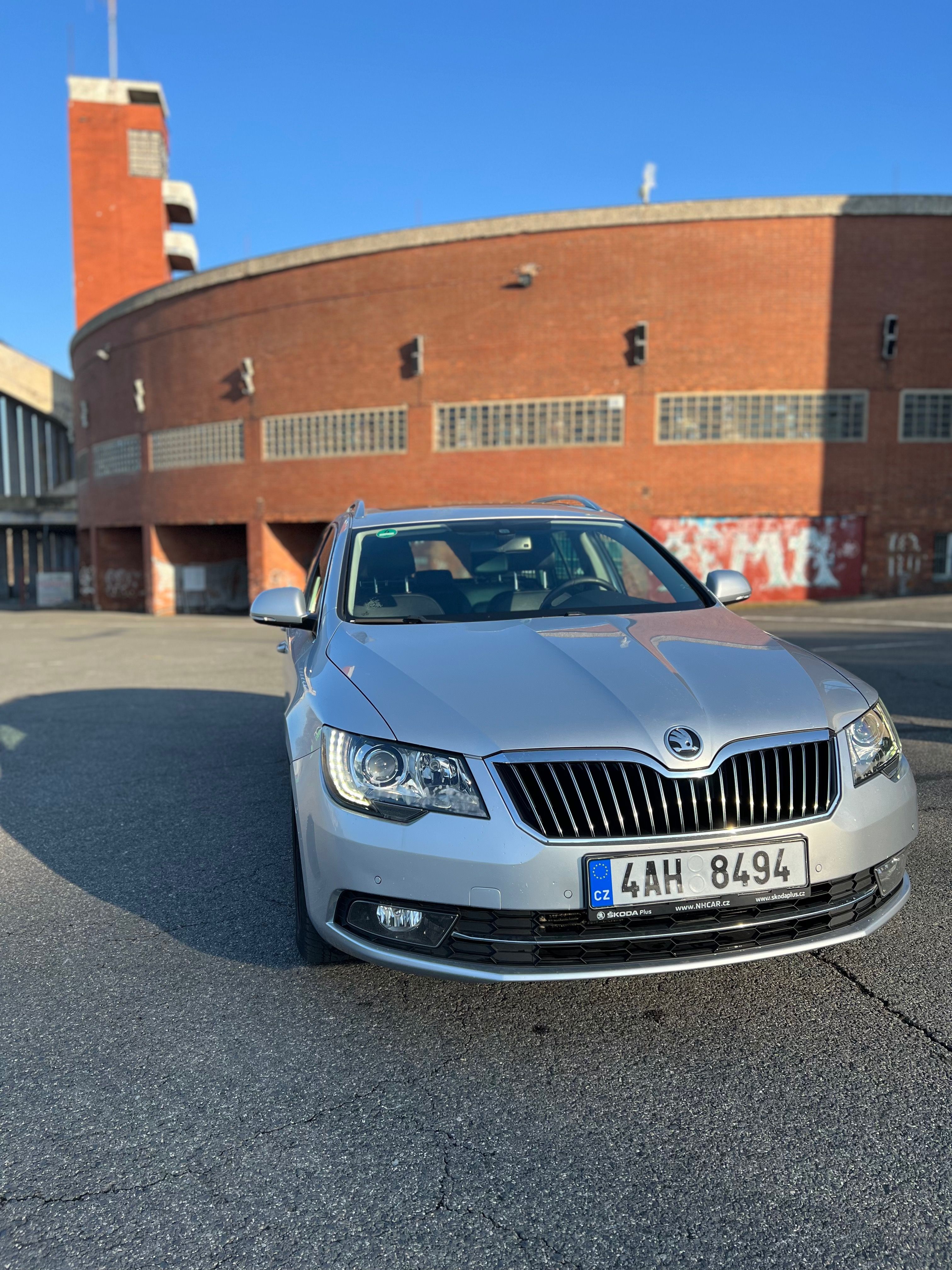 Škoda Superb, Škoda Superb 2.0TDI-SUPER STAV - fotka 2