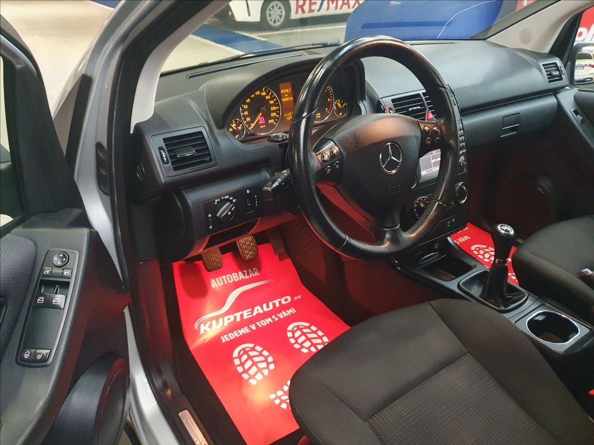 Mercedes-Benz Třídy A, 1,5 A 160 perfektní - fotka 5