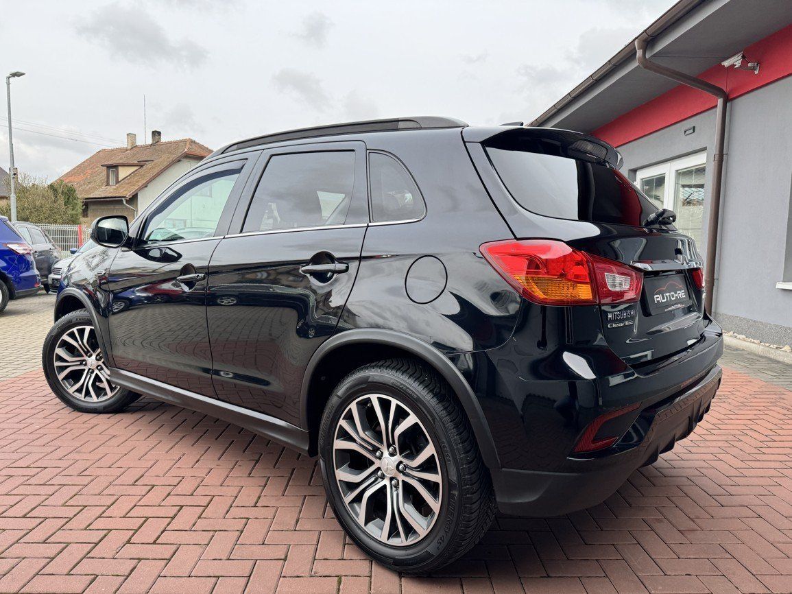 Mitsubishi ASX, 1.6i Navi Kamera Bluetooth - fotka 3