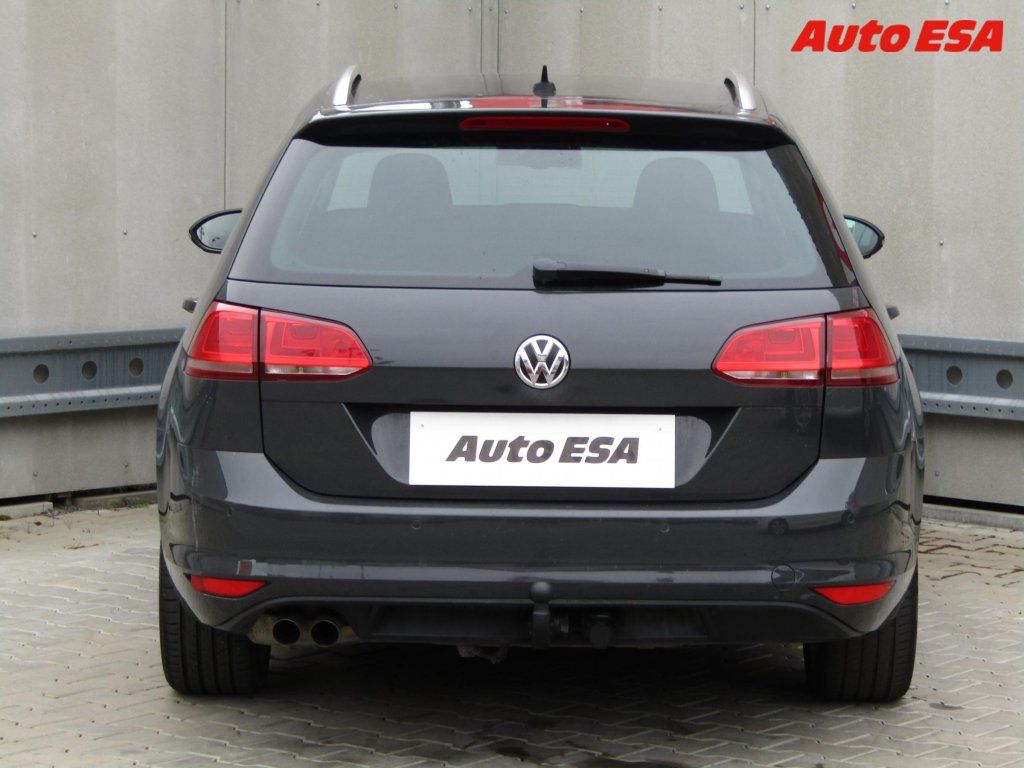 Volkswagen Golf, 2.0 TDi,Klima - fotka 5