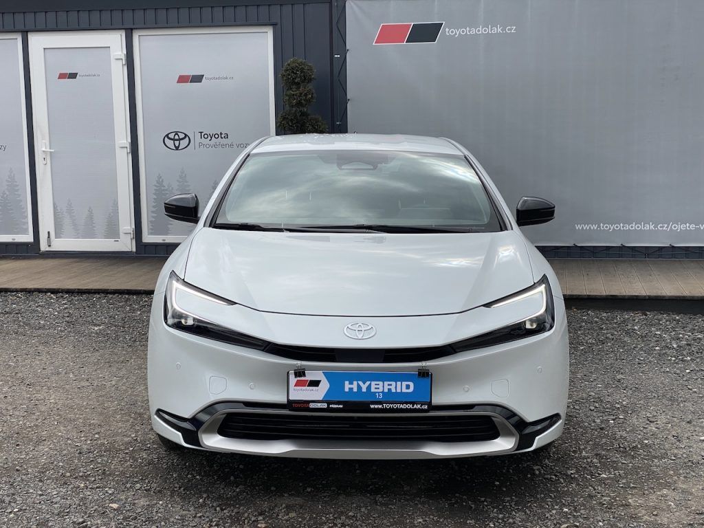 Toyota Prius, 2.0Plug-in, ČR-1m, Prestige - fotka 2